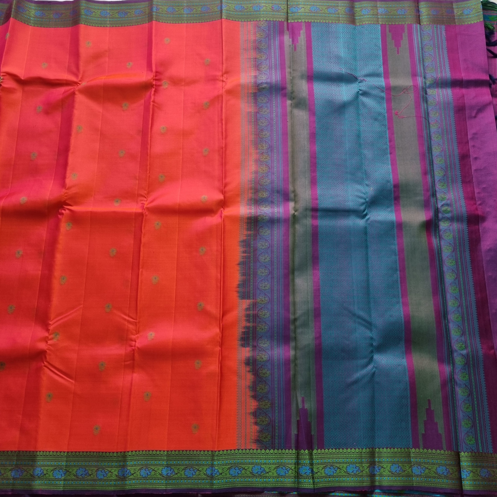 Kanjivaram Silk shot red threadwork