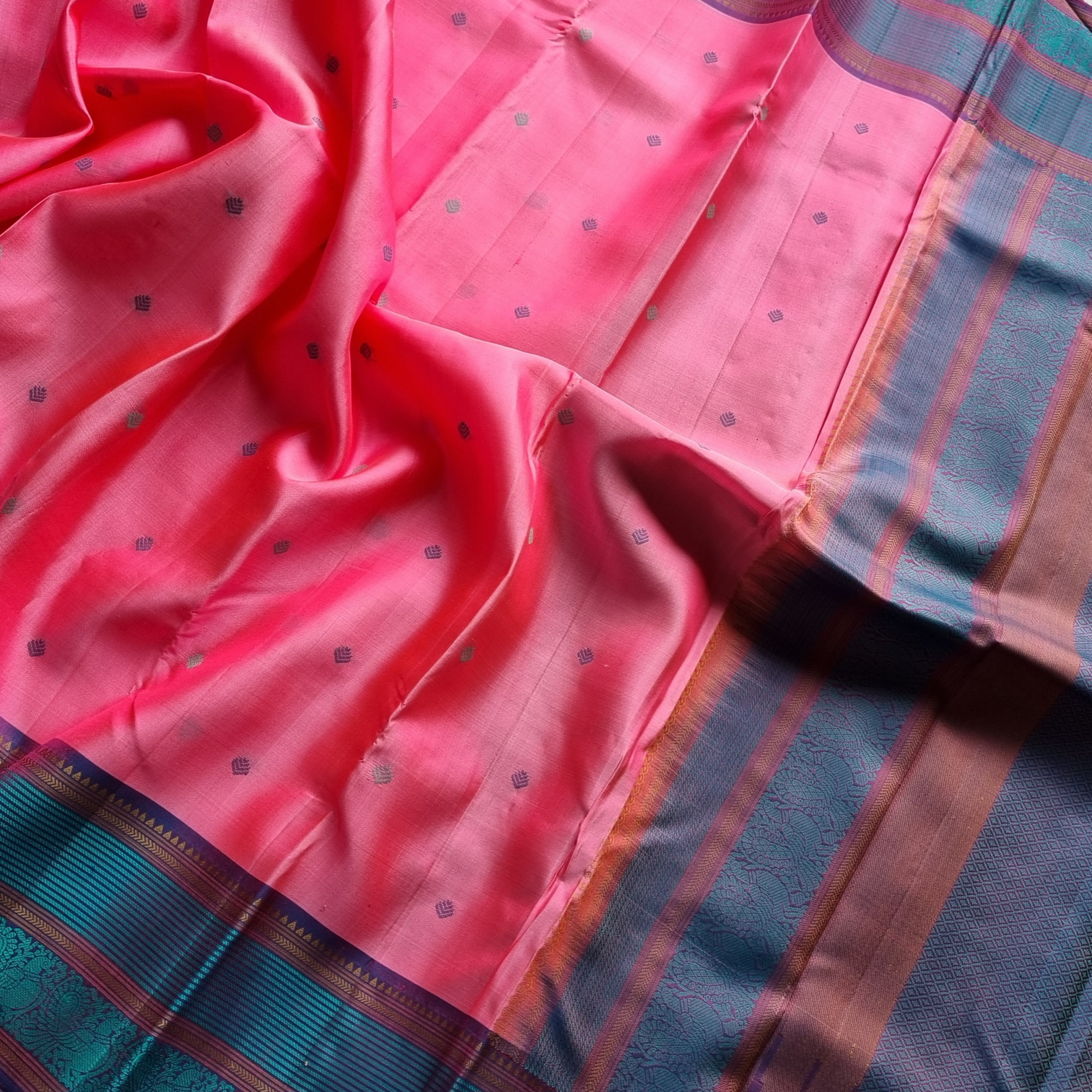 Kanjivaram Silk pink threadwork