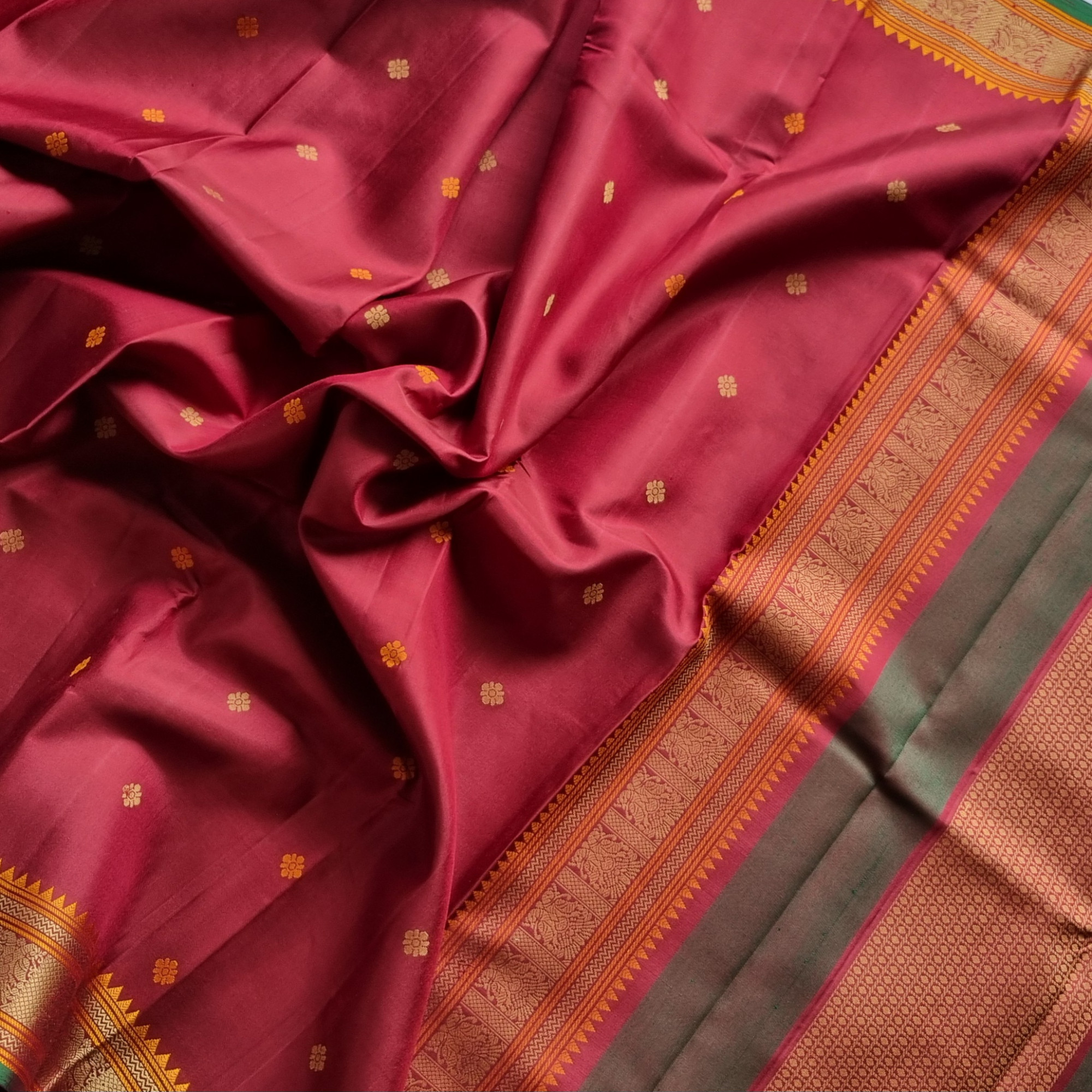 Kanjivaram Silk maroon threadwork