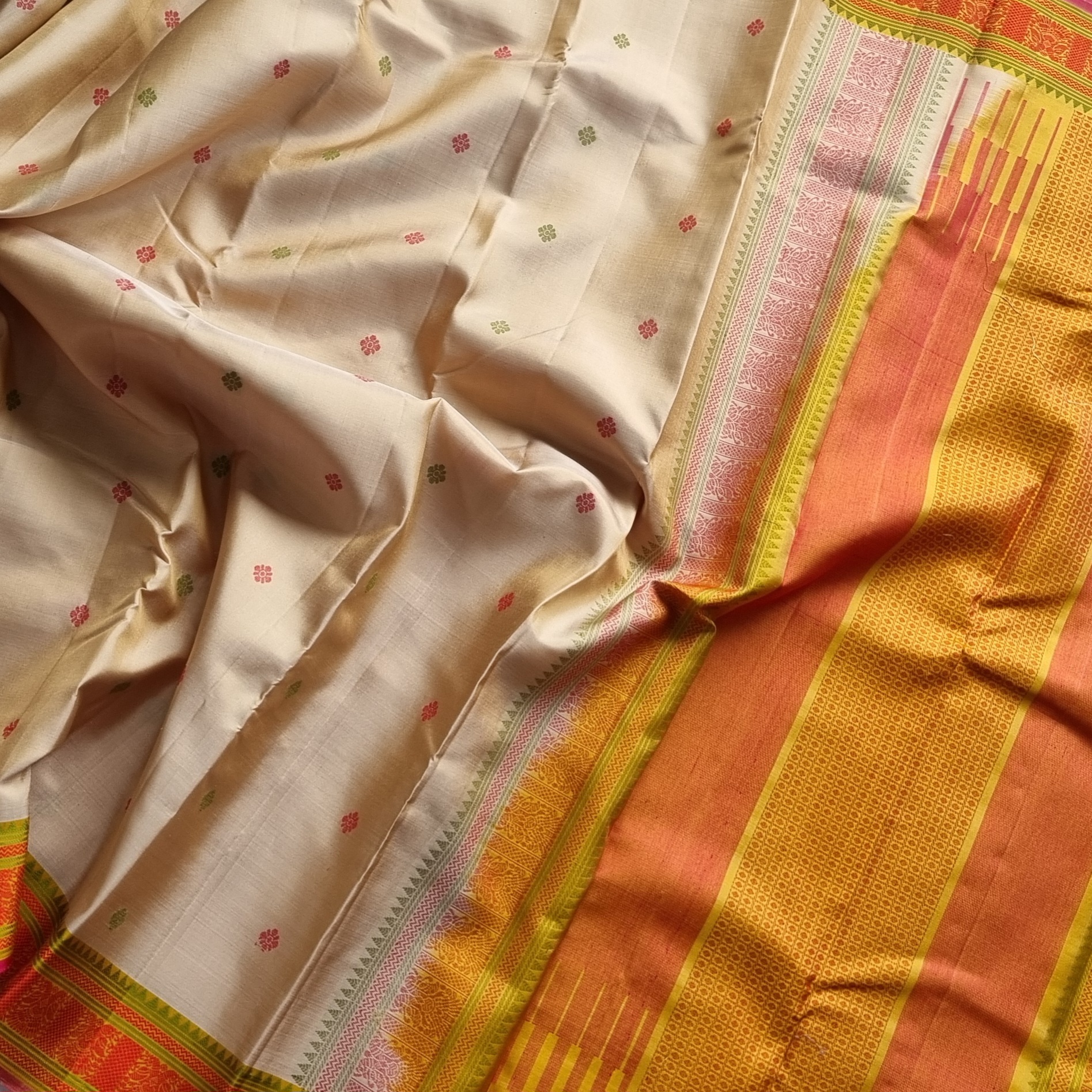 Kanjivaram Silk beige threadwork
