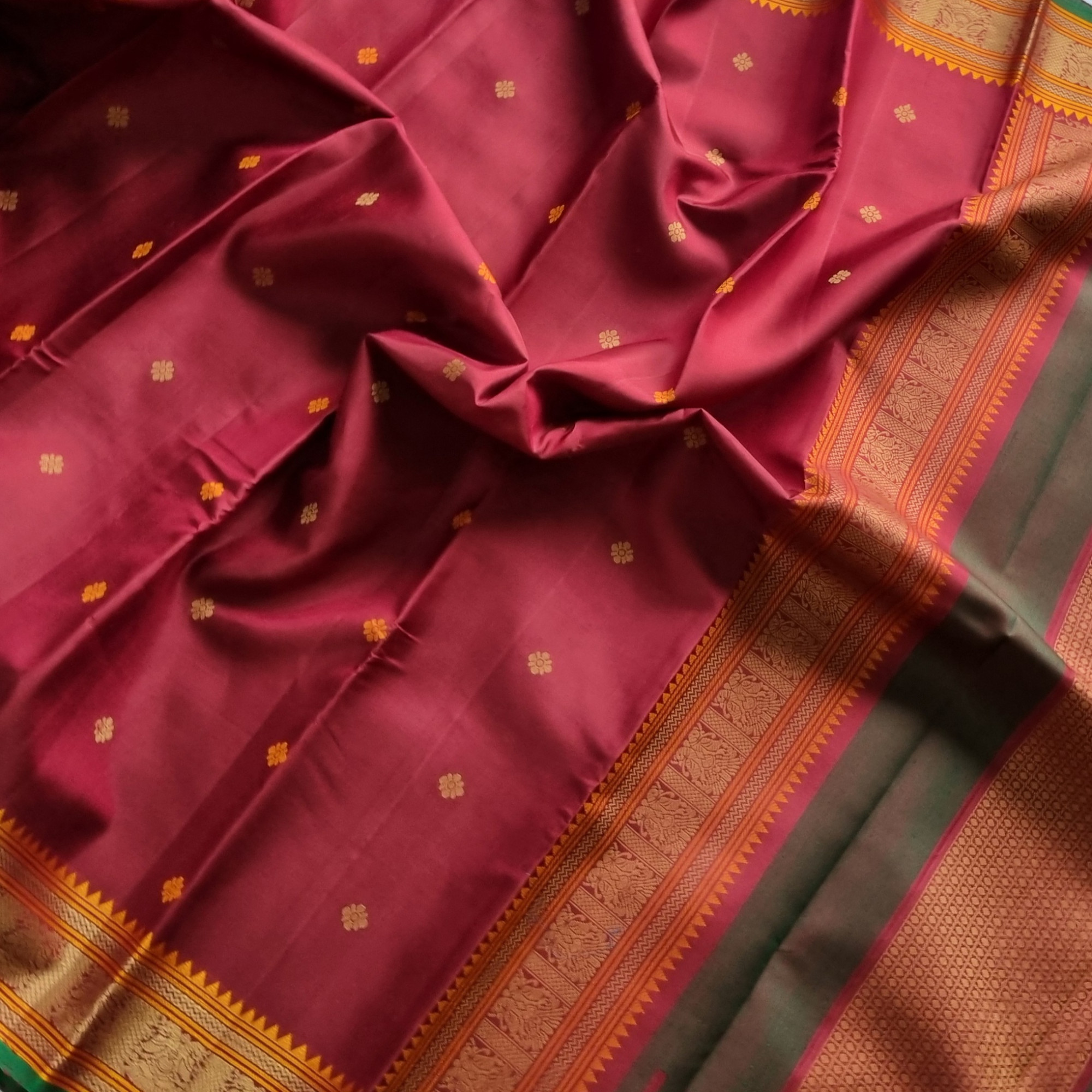 Kanjivaram Silk maroon threadwork