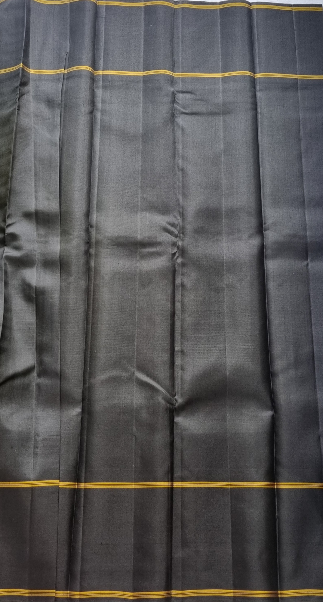Kanjivaram Silk Korvai green pinstripes