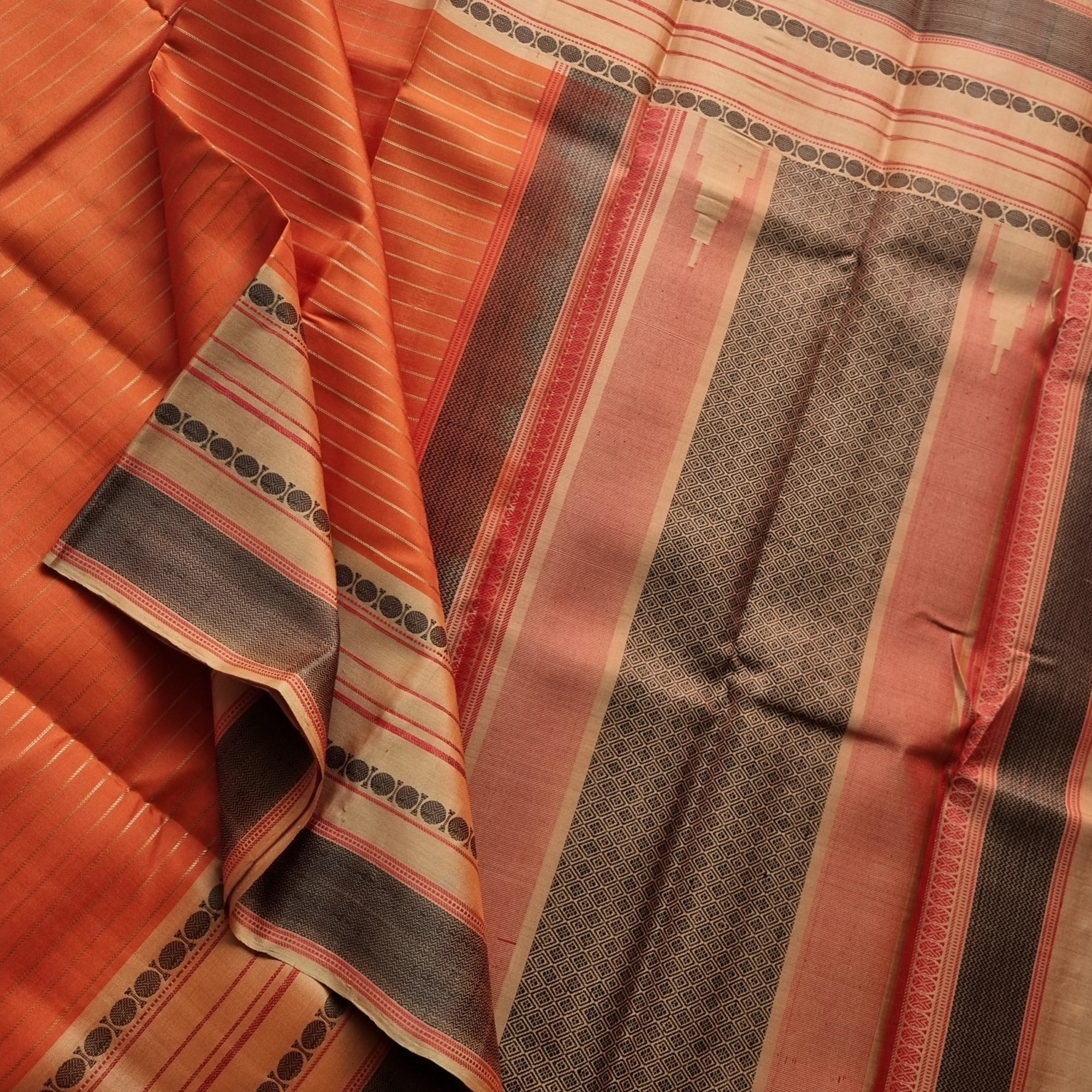 Kanjivaram Silk threadwork with vintage vibes