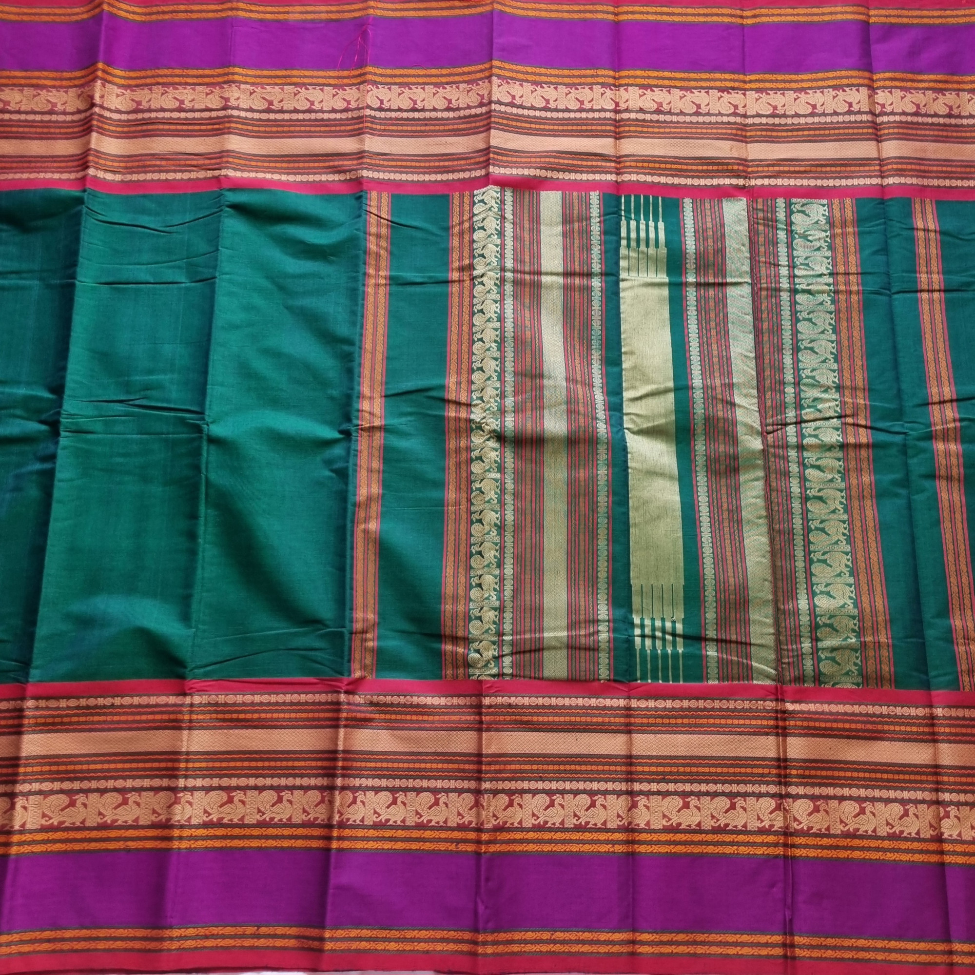Manthulir  Kanchi cotton with Annam borders