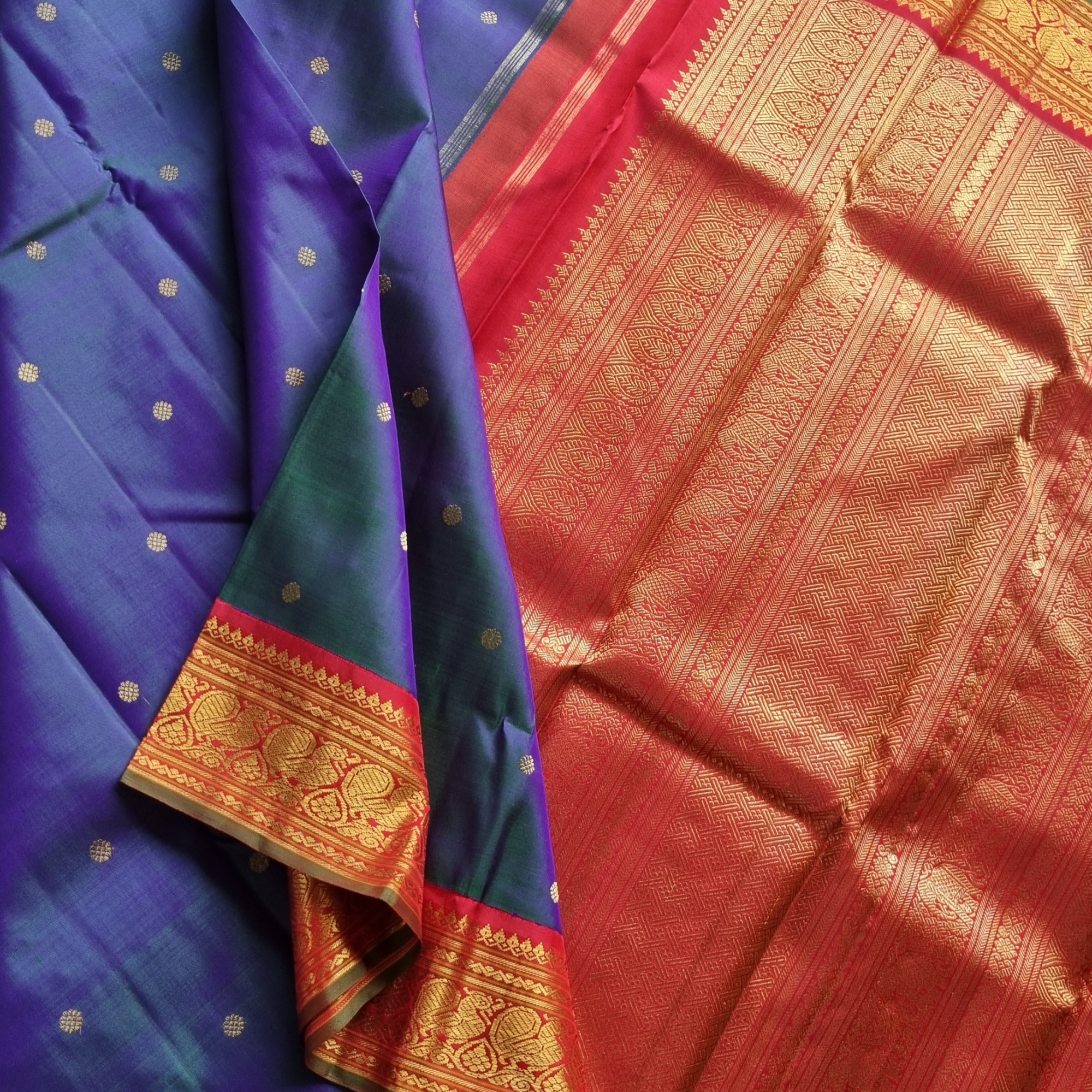 Kanjivaram Silk Mayil Kazhuththu Korvai