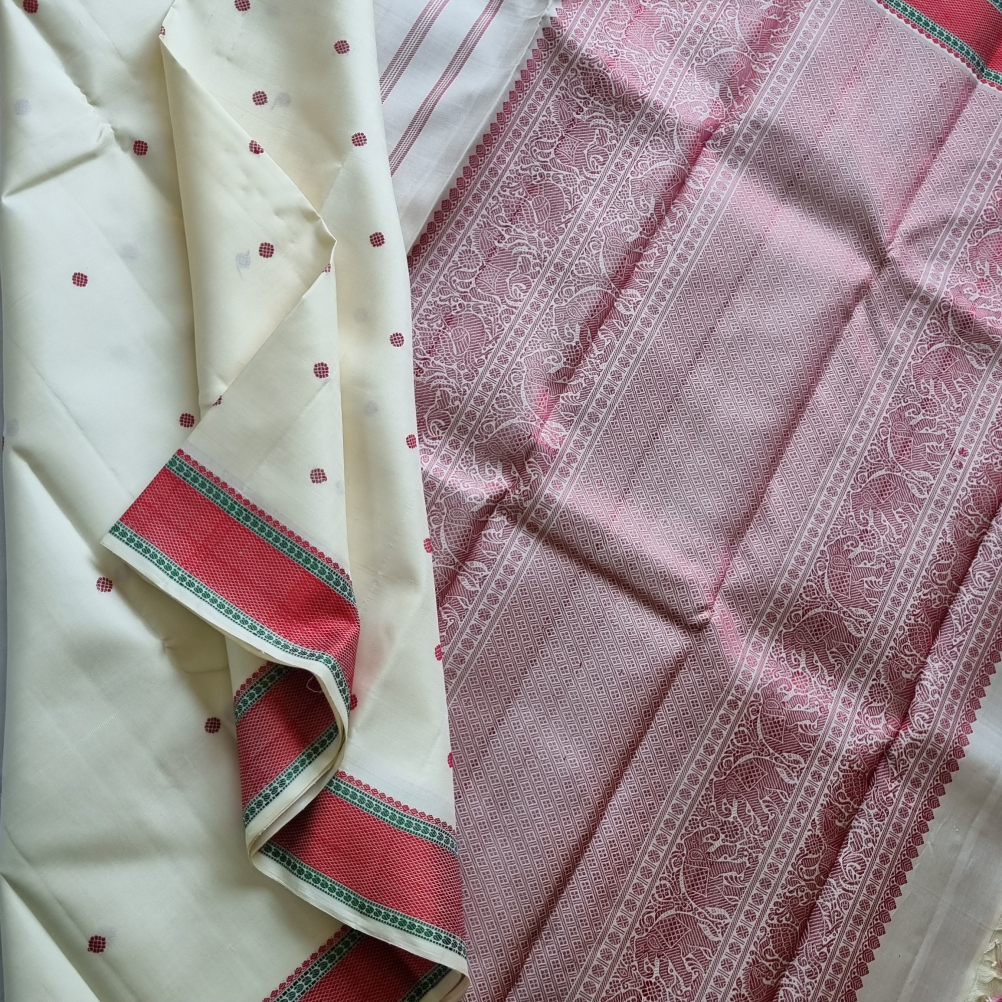 Kanjivaram silk offwhite threadwork