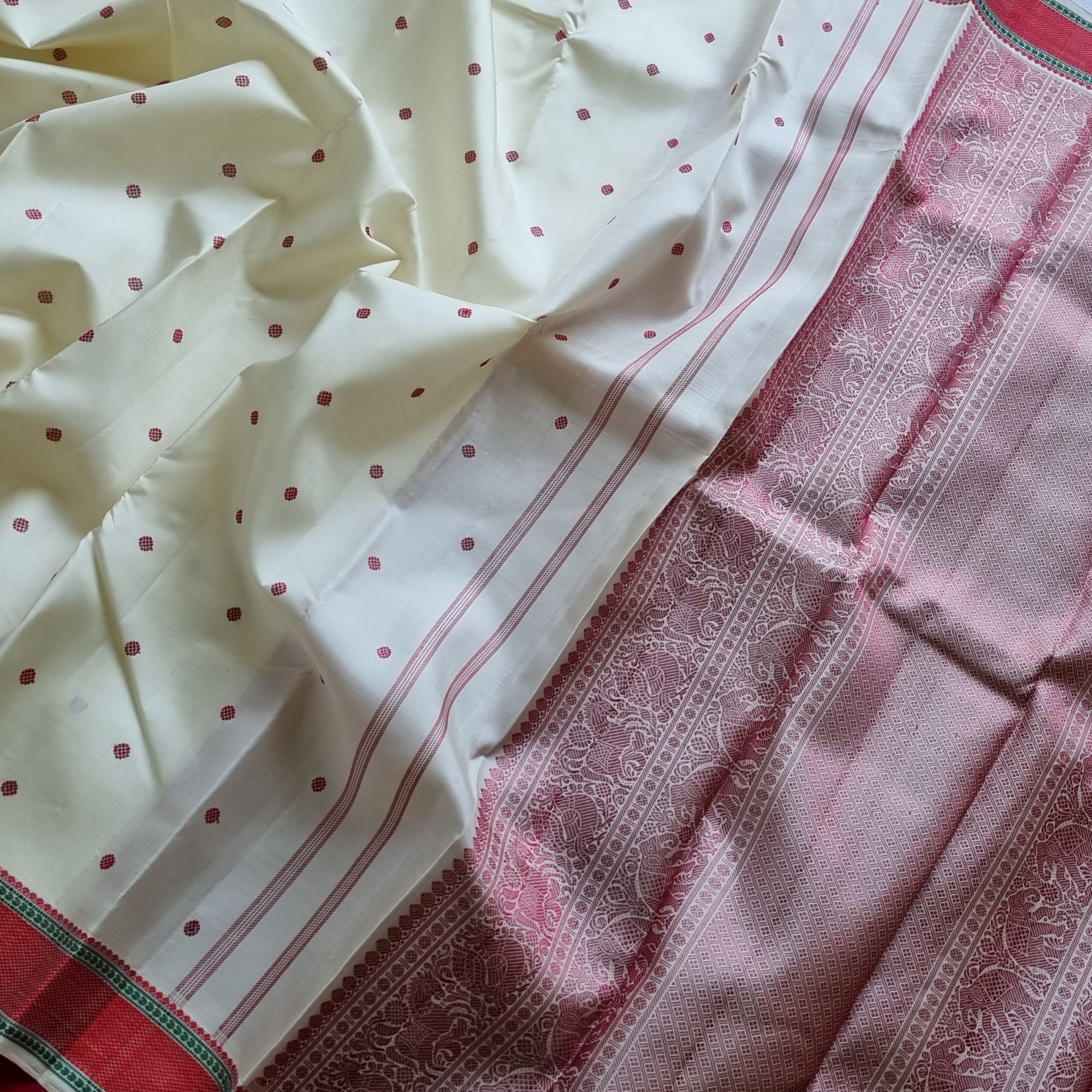 Kanjivaram silk offwhite threadwork