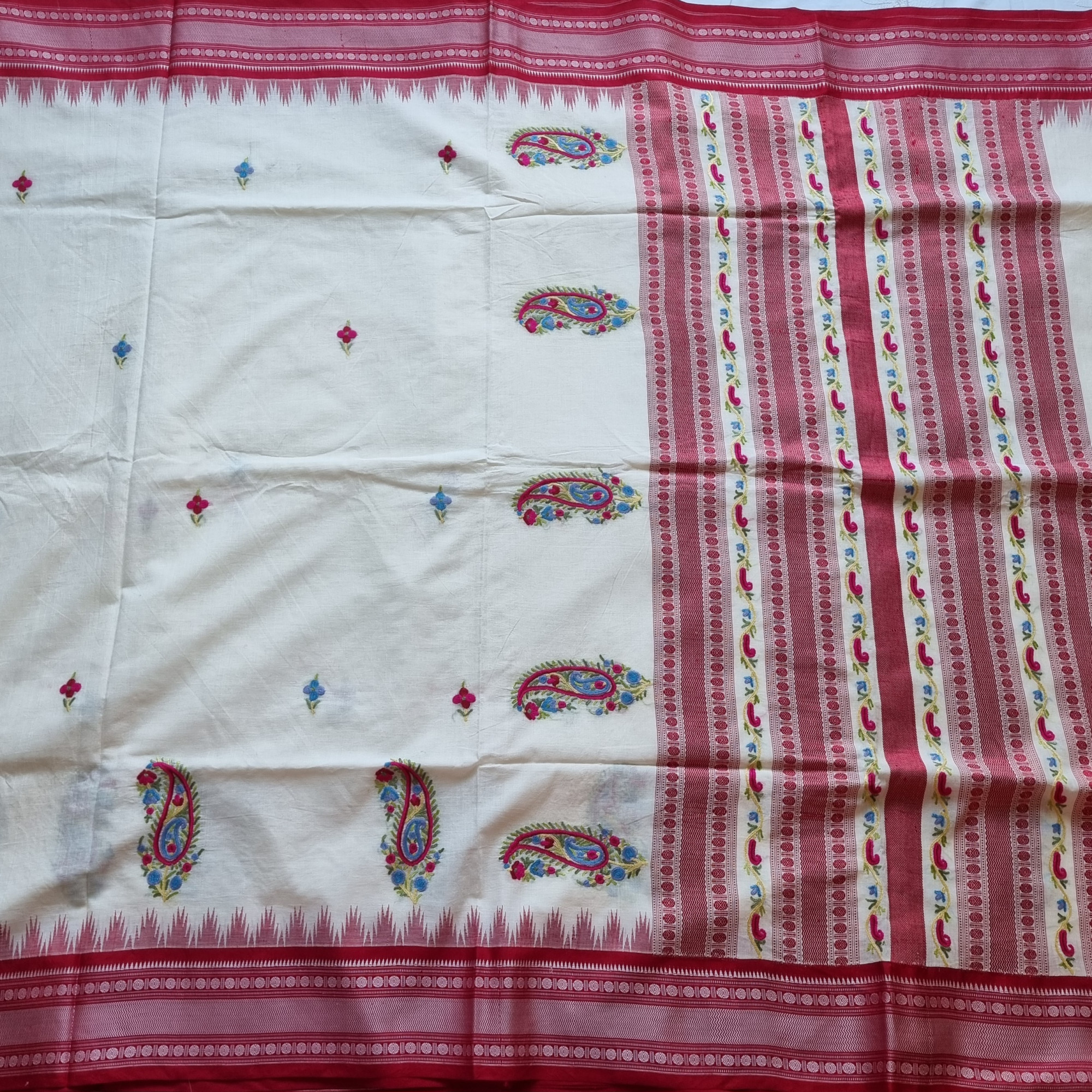 Aari X Kanchi Cotton body with Korvai Silk Borders