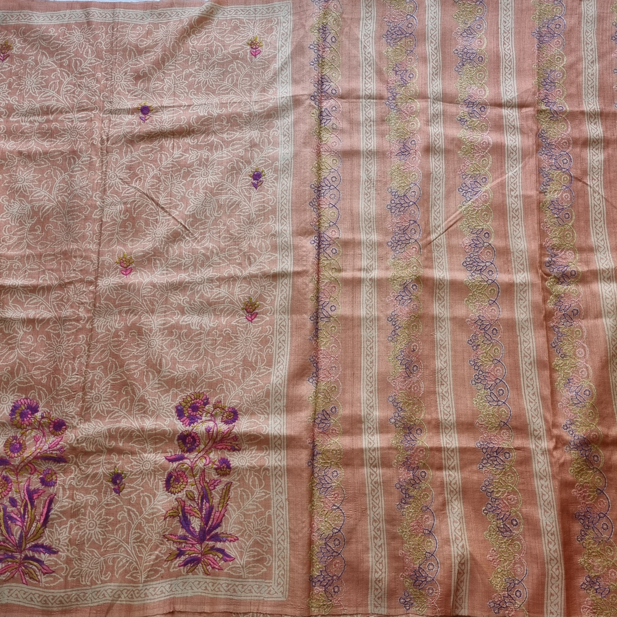 Kashmiri Sozni X block printed tasar