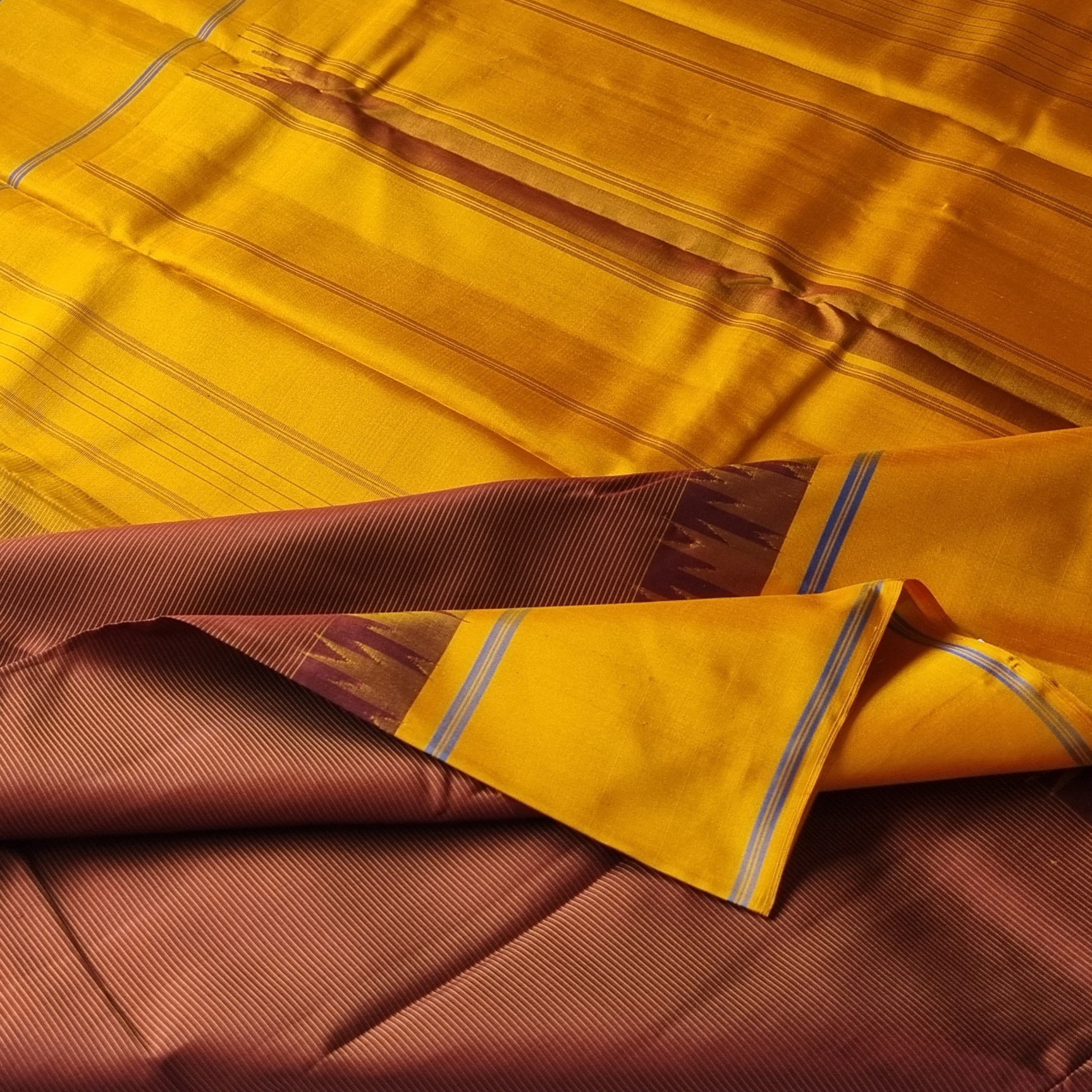 Kanjivaram Korvai brown stripes