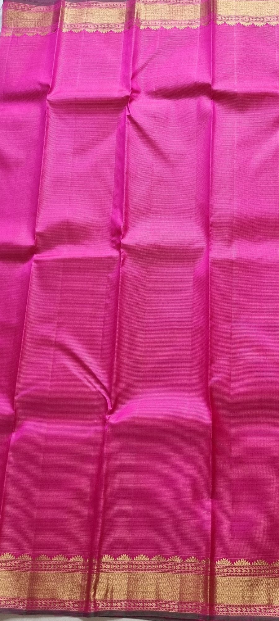 Kanjivaram Silk Vaira Oosi Rani pink