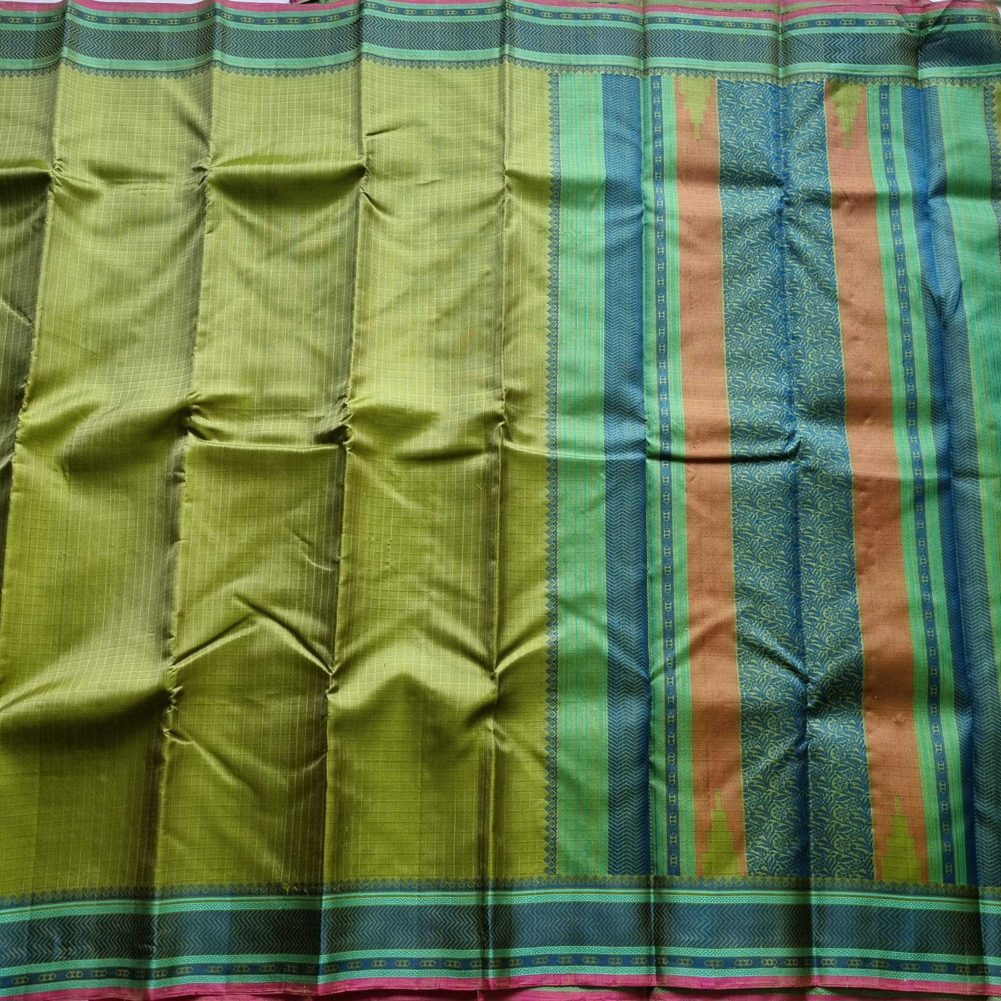 Kanjivaram Silk pastel green threadwork