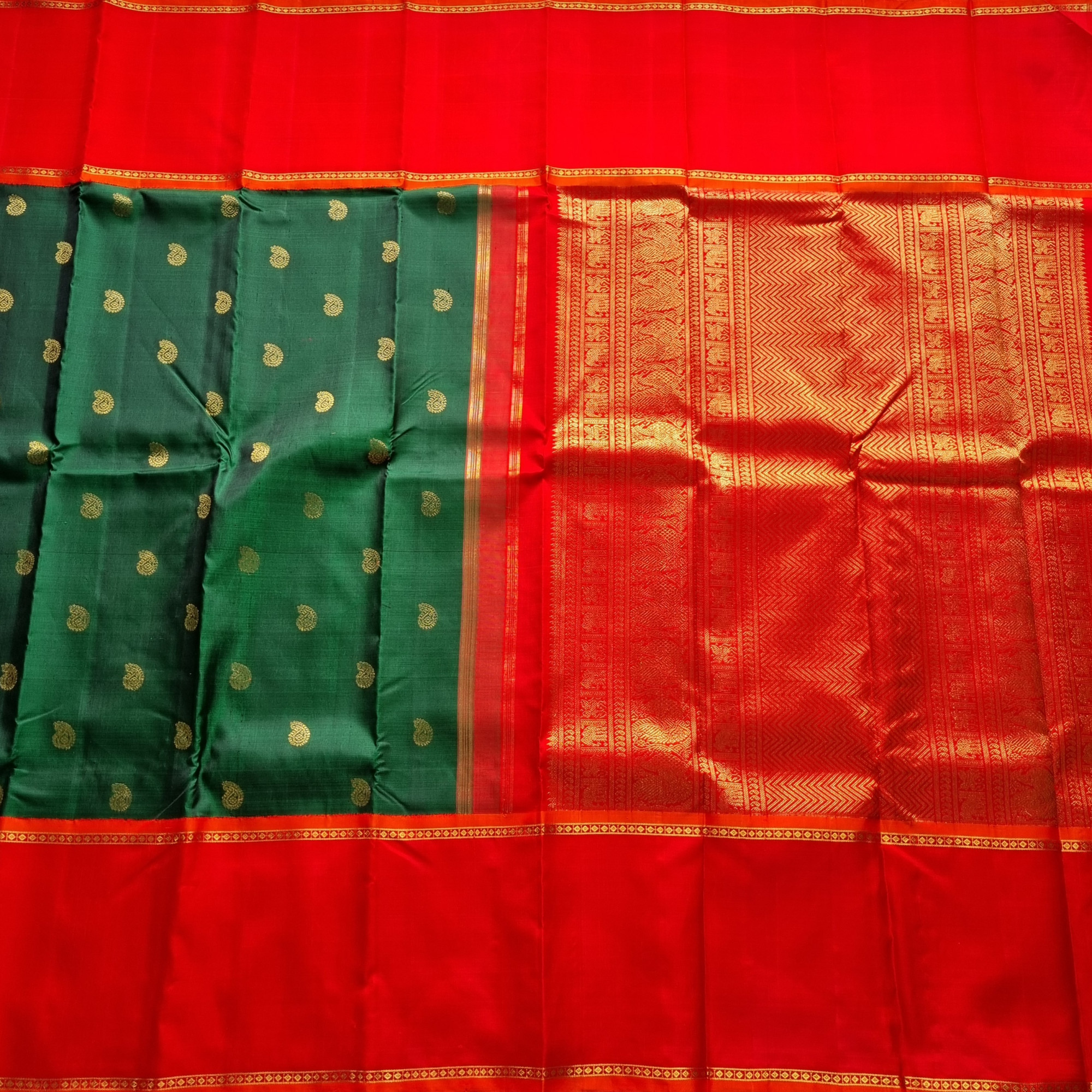 Kanjivaram Silk green and red Korvai