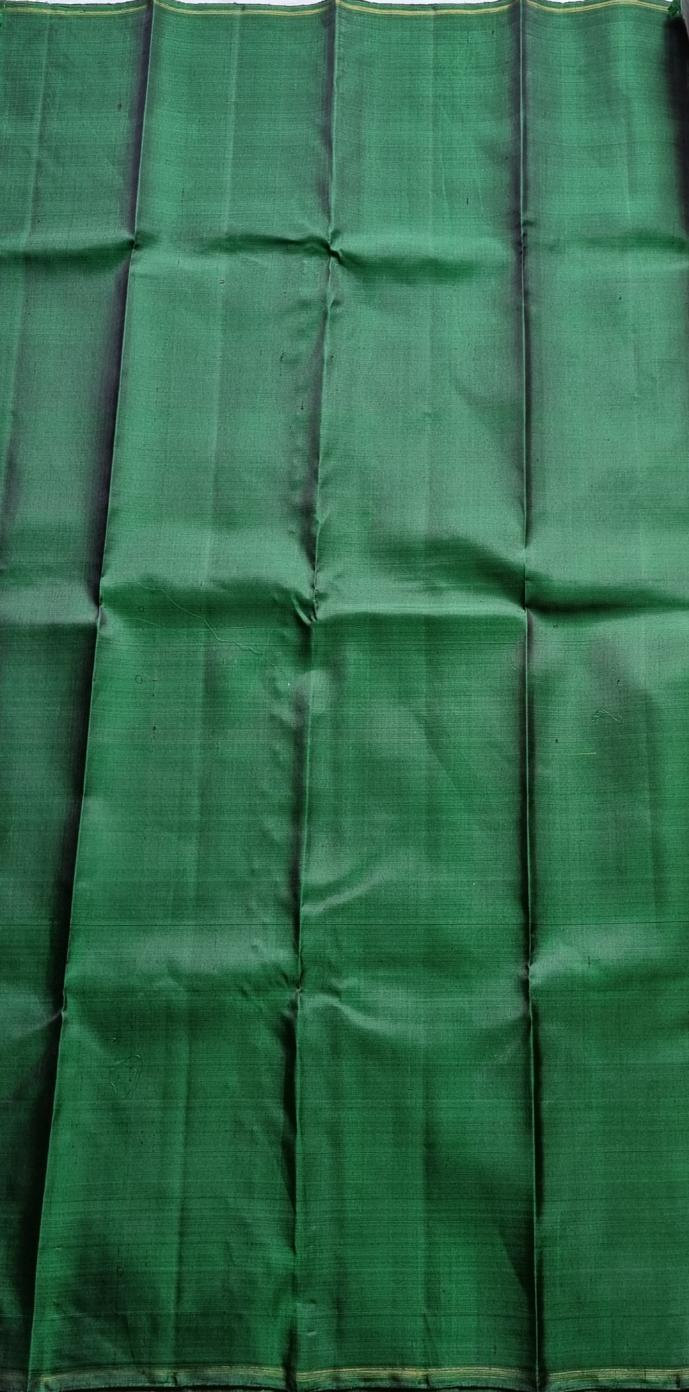 Classic Kanjivaram silk kattam body with green pallu