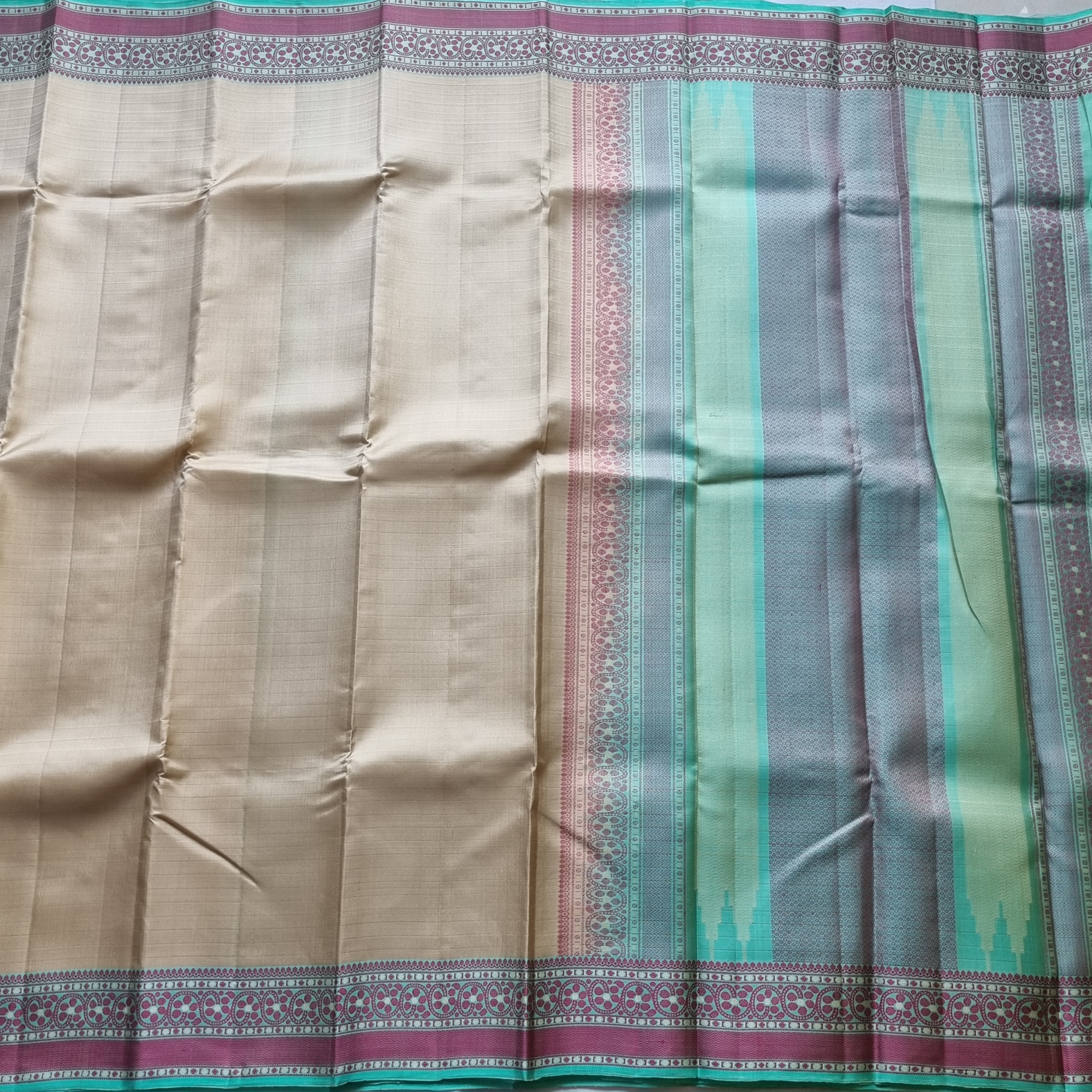 Kanjivaram Silk shot beige Meenakari threadwork