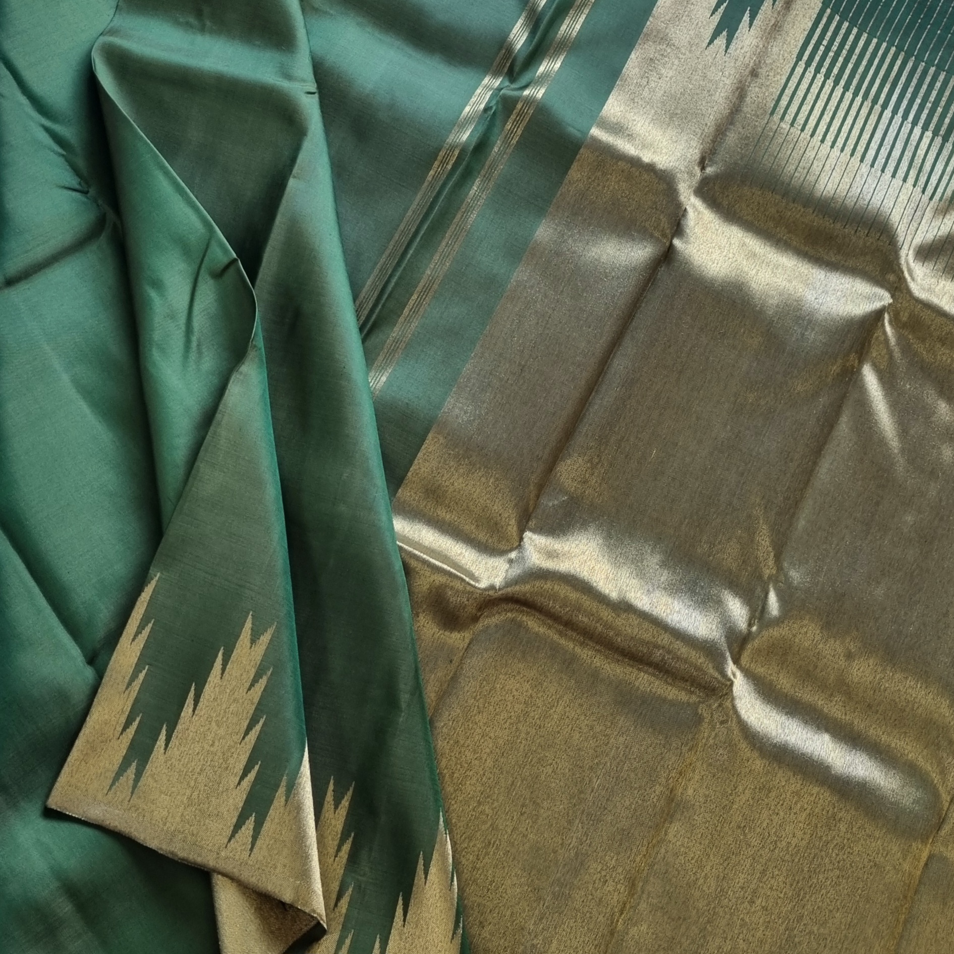 Kanjivaram silk 8 kol moss green