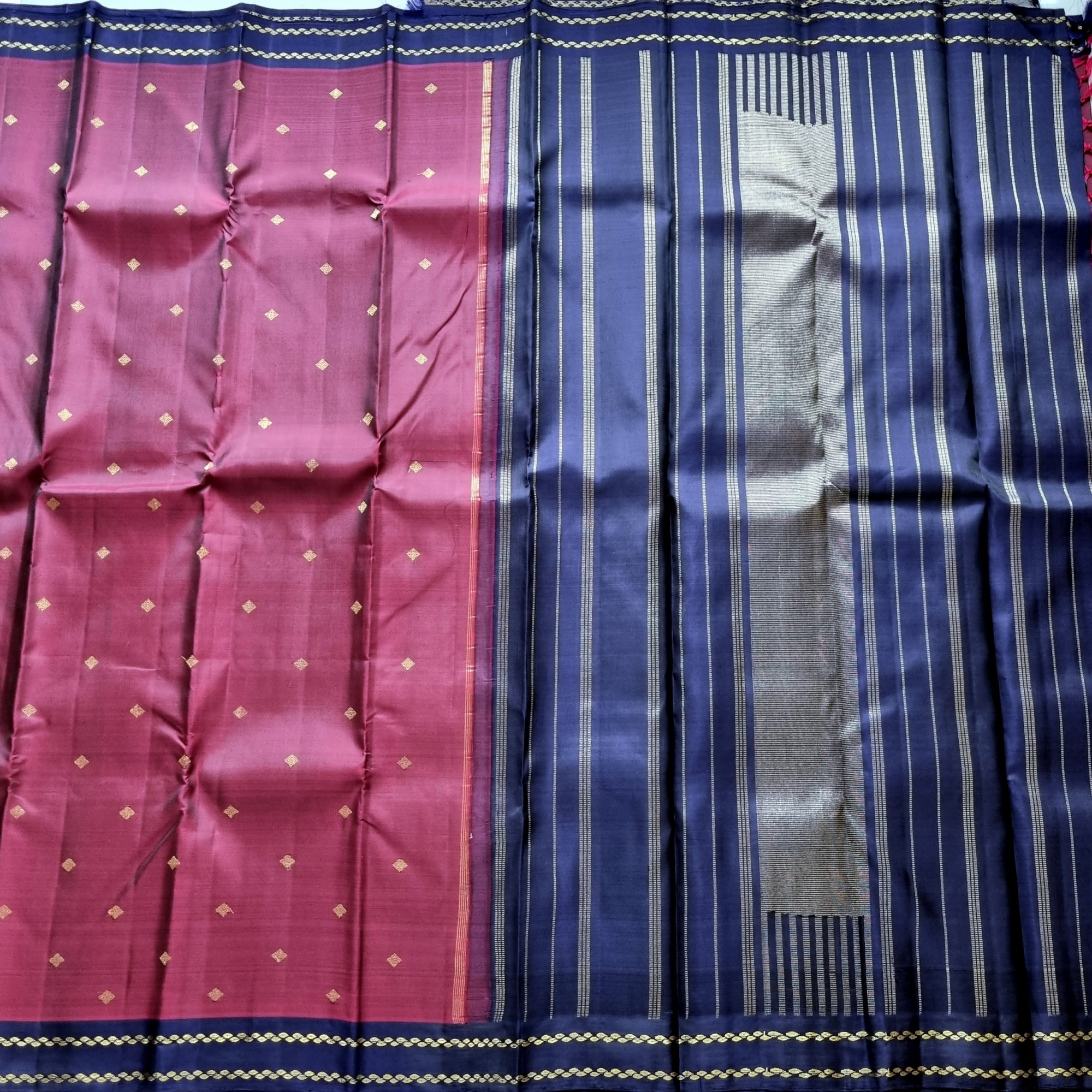 Kanjivaram Silk ennai arakku and blue