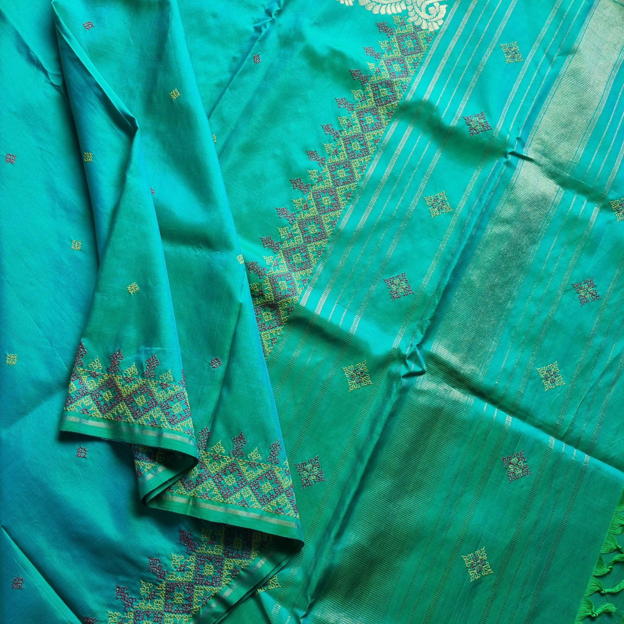 Kasuti X Kanjivaram silk shot sea green