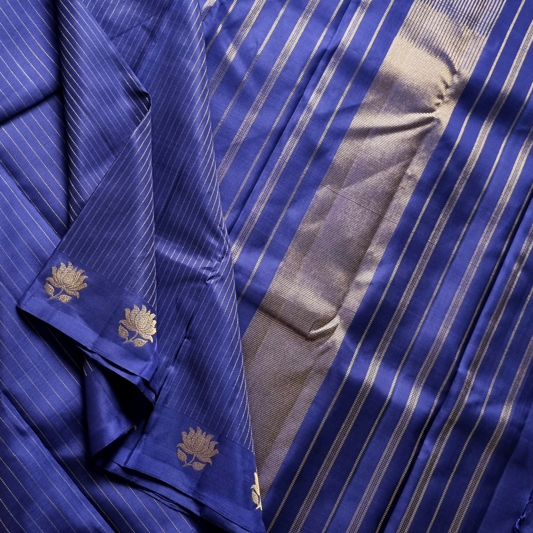 Kanjivaram Silk blue with lotus motifs