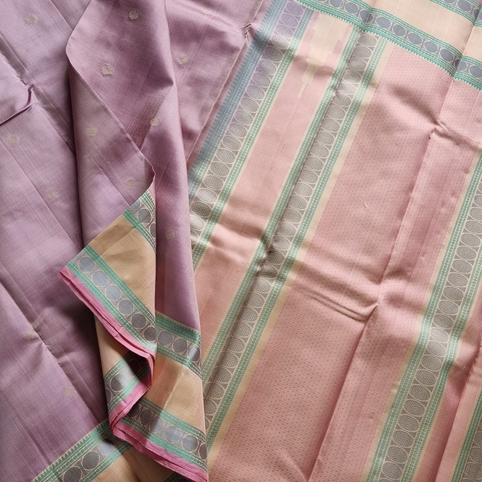 Kanjivaram Silk mauve threadwork