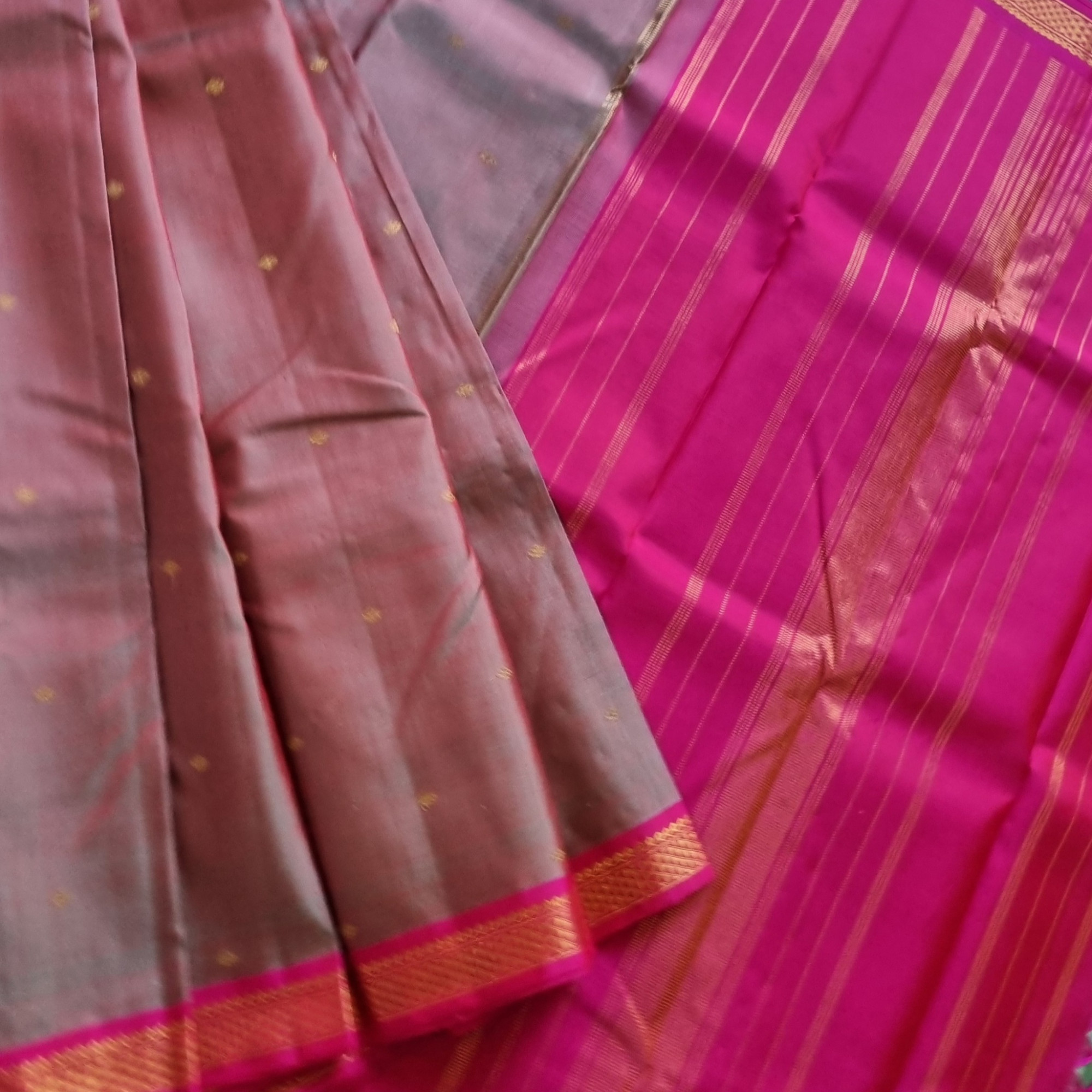 Kanjivaram Silk unique shot shade with arai madam