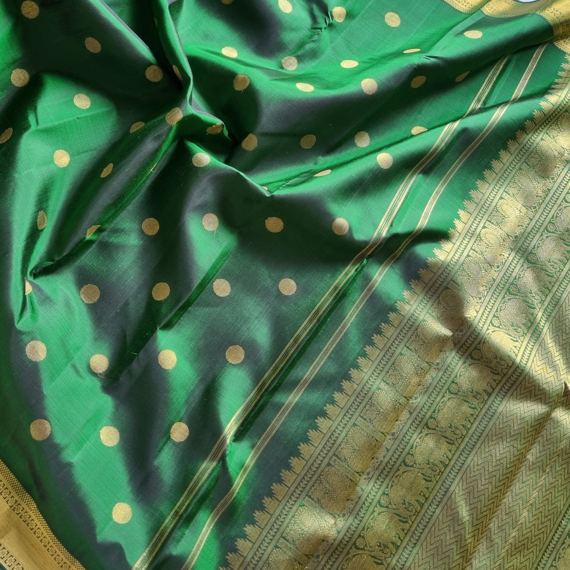 Kanjivaram Silk gorgeous green with buttas