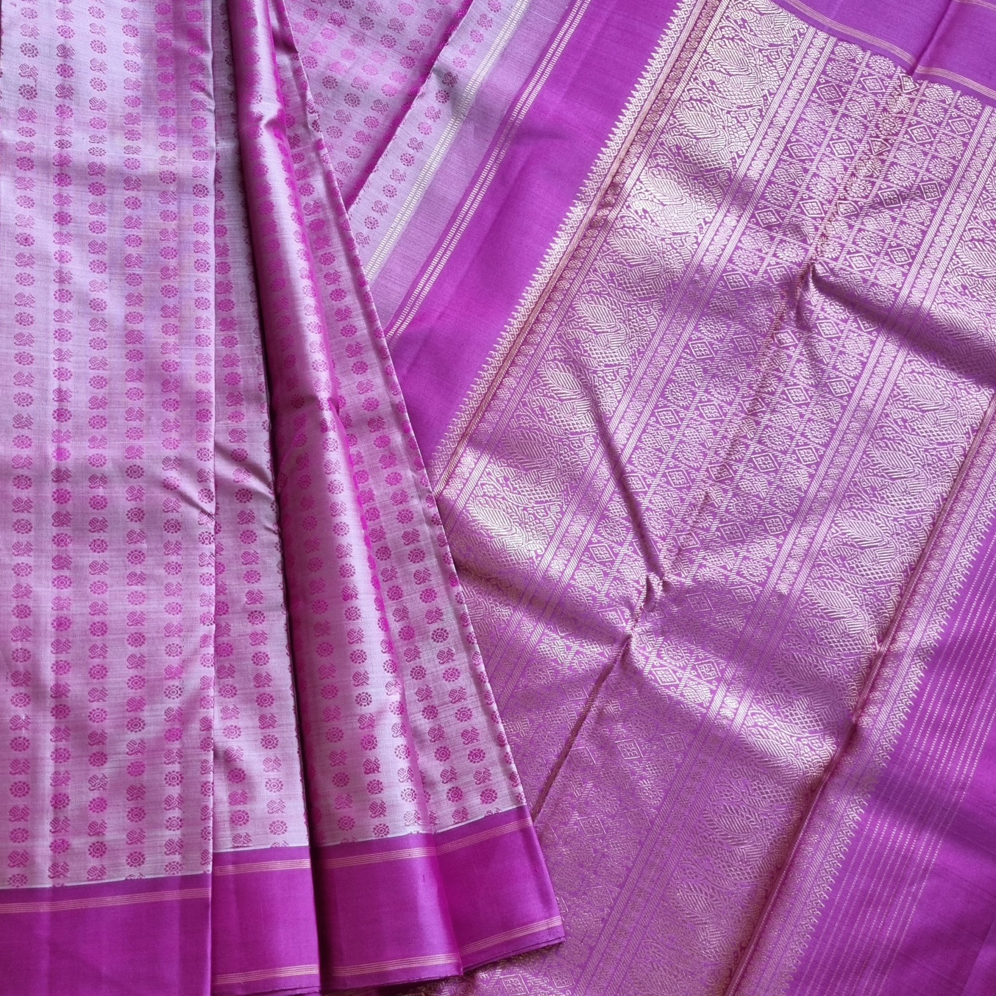 Kanjivaram Silk 1000 buttas shot lavender magenta