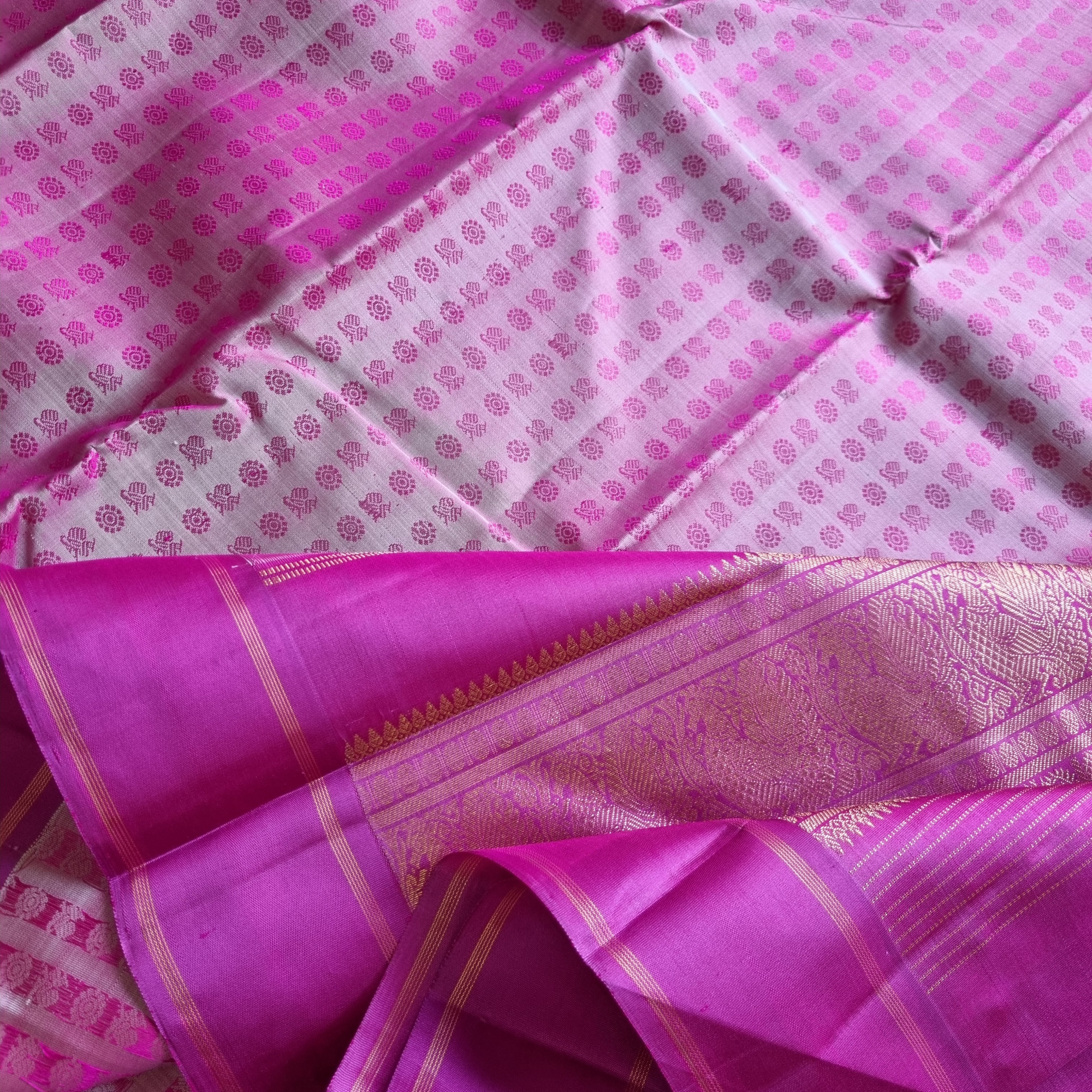 Kanjivaram Silk 1000 buttas shot lavender magenta