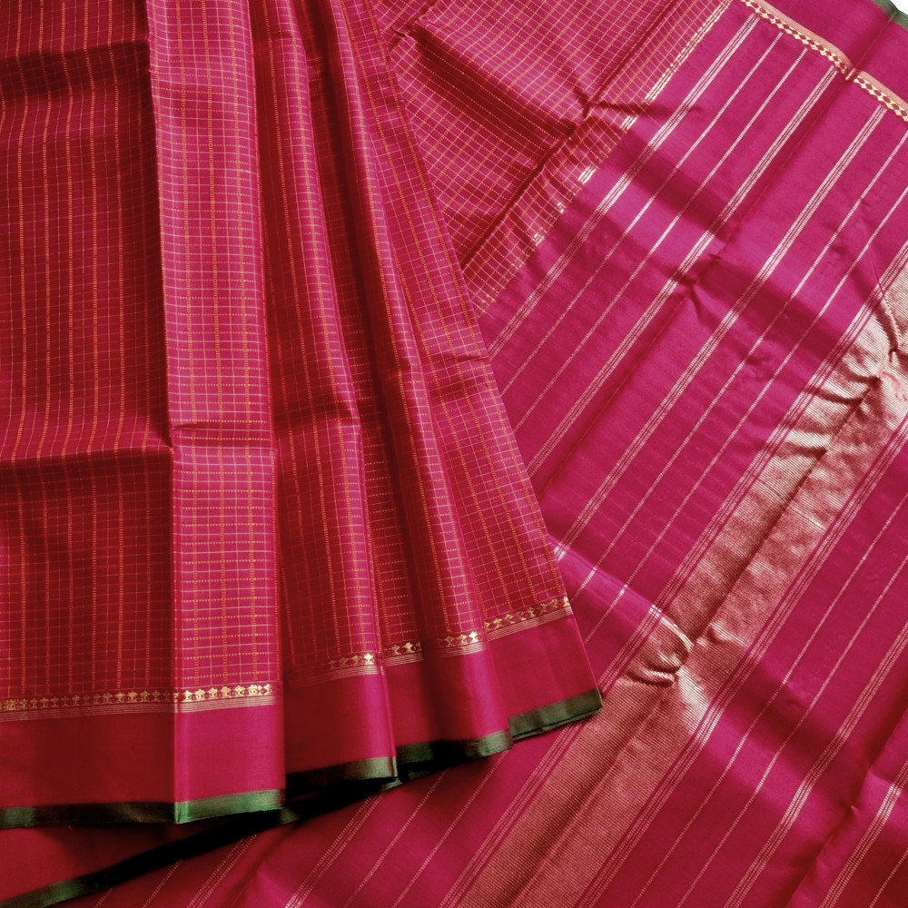 Image of Kanjivaram Silk arakku red kattam