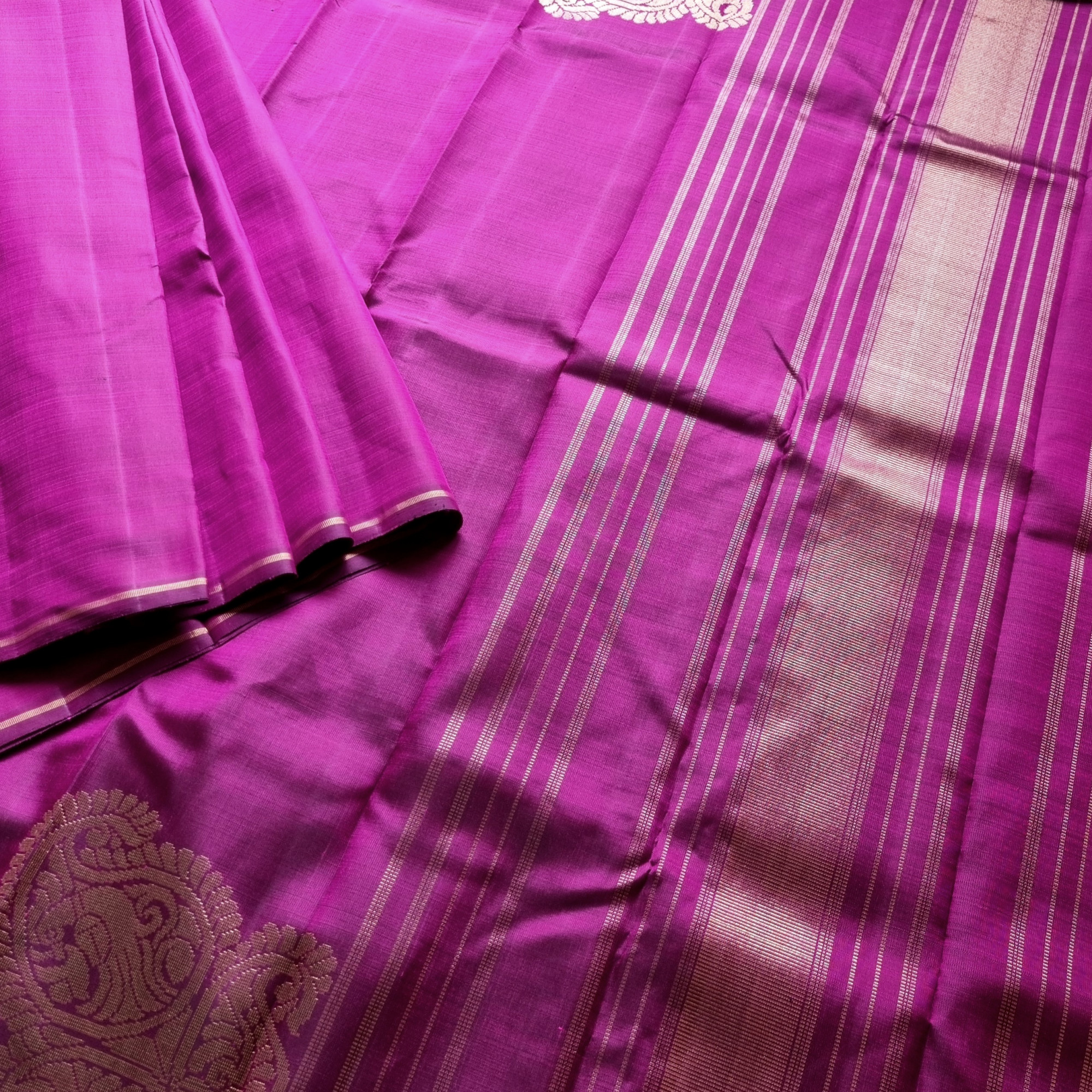Kanjivaram Silk Shot plum with konia paisley
