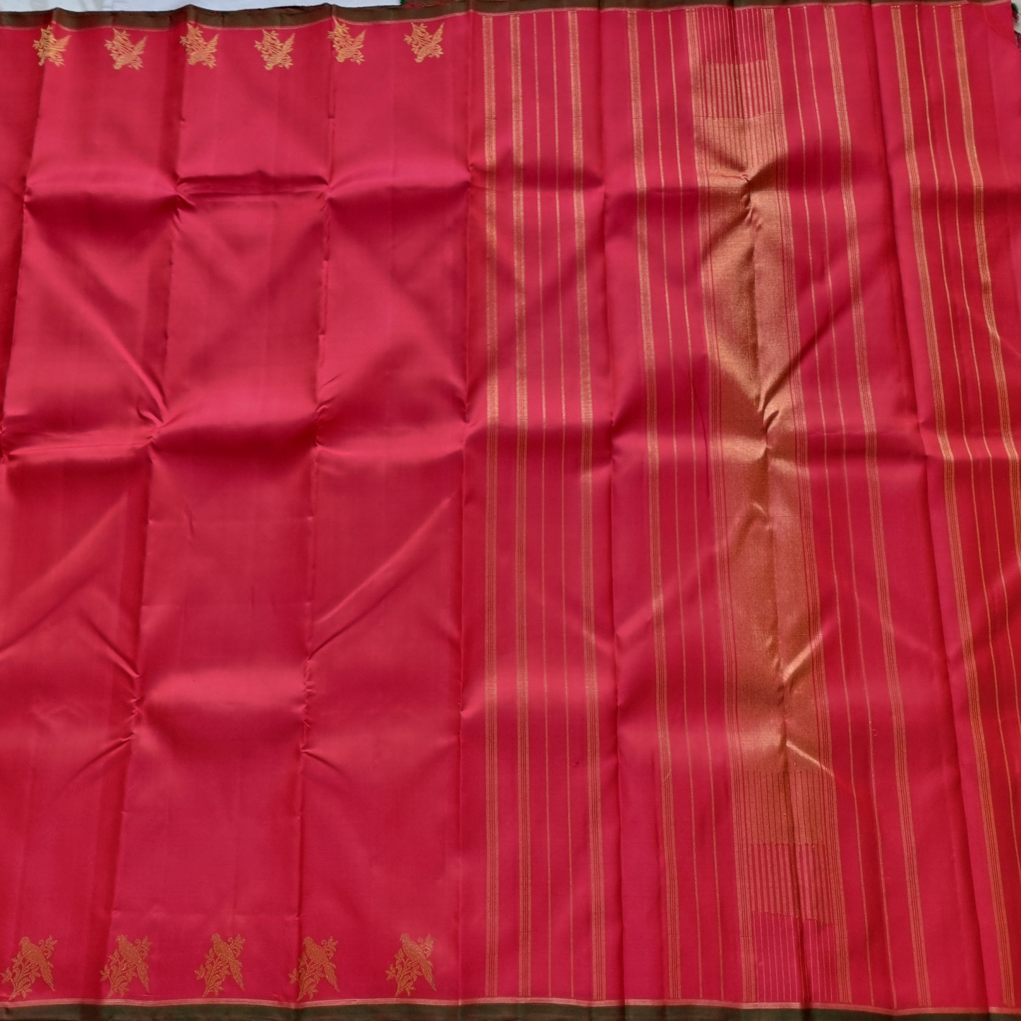 Kanjivaram Silk unique pinkish red with Kili