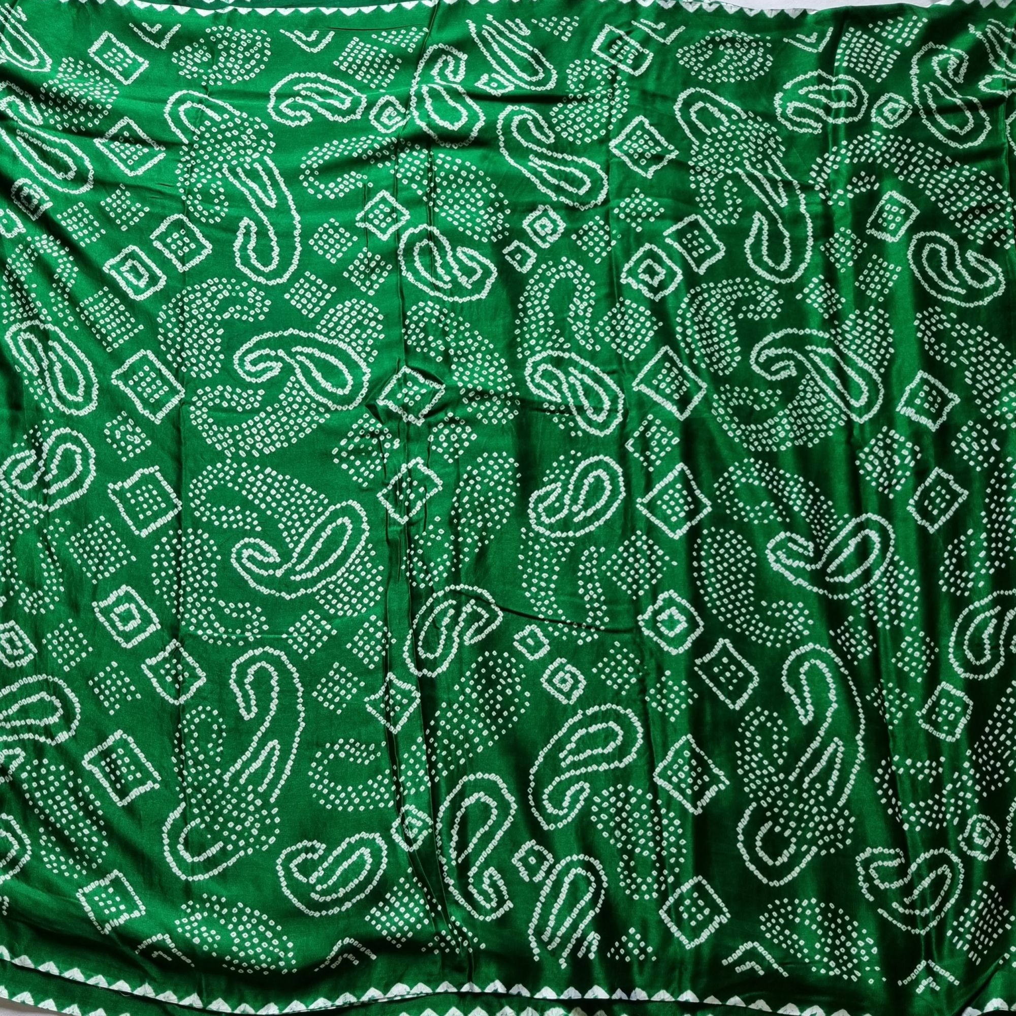 Handcrafted Bandhani Gajji silk green