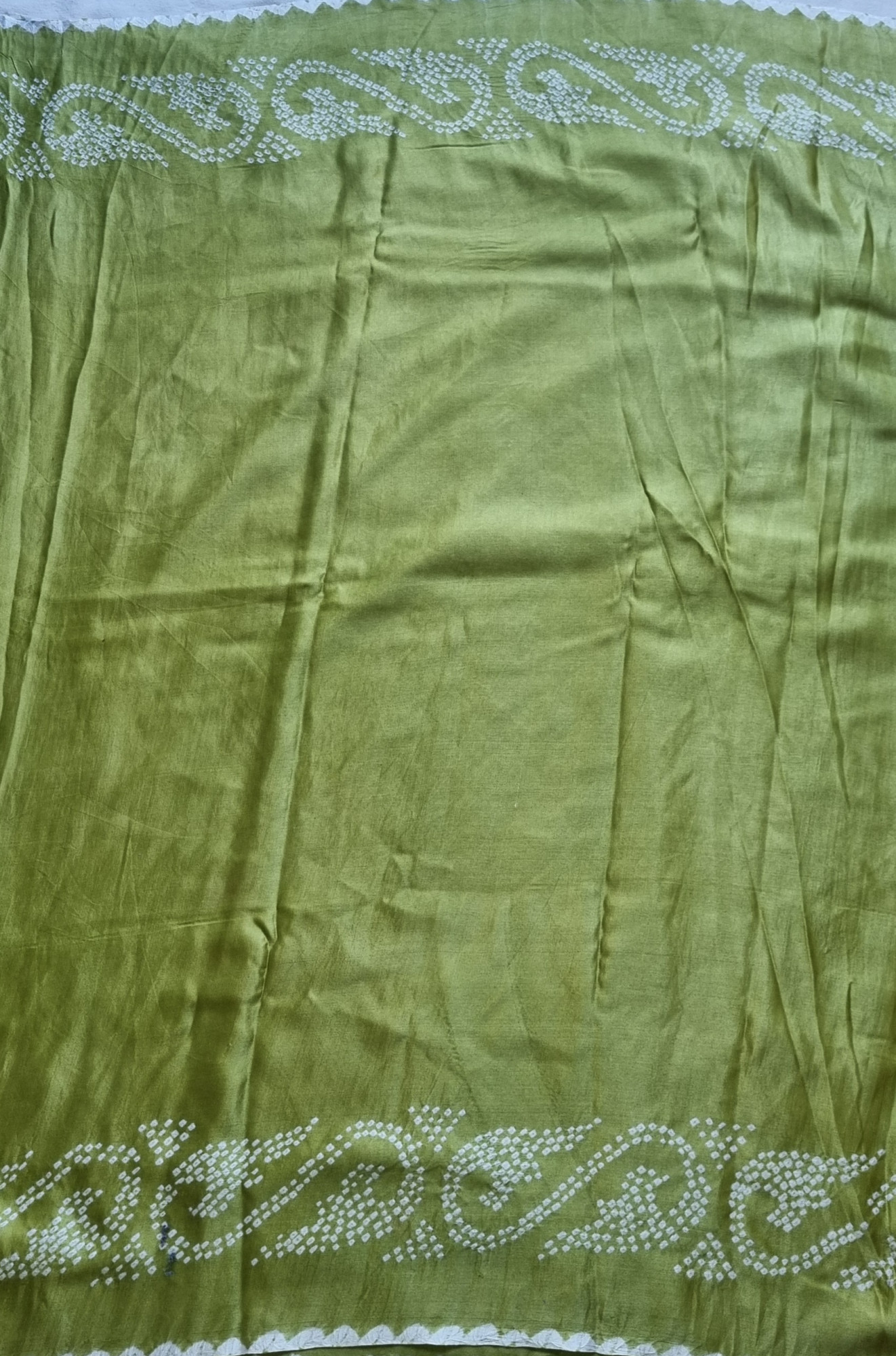 Handcrafted Bandhani Gajji silk pastel green