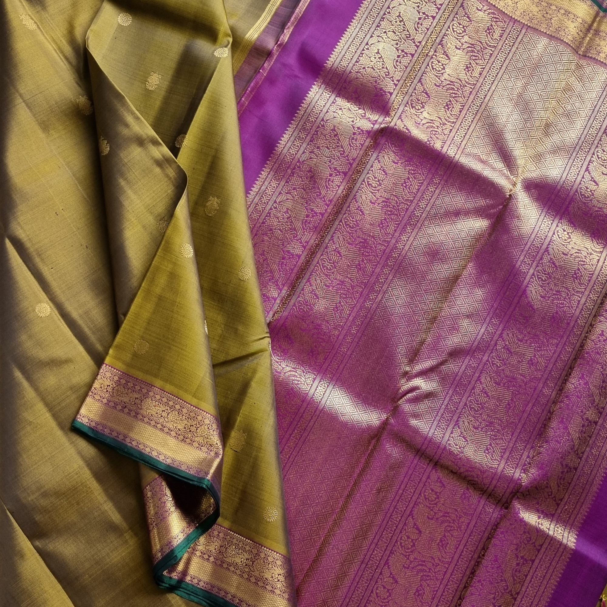 Kanjivaram Silk Mehendi with Gandaberunda