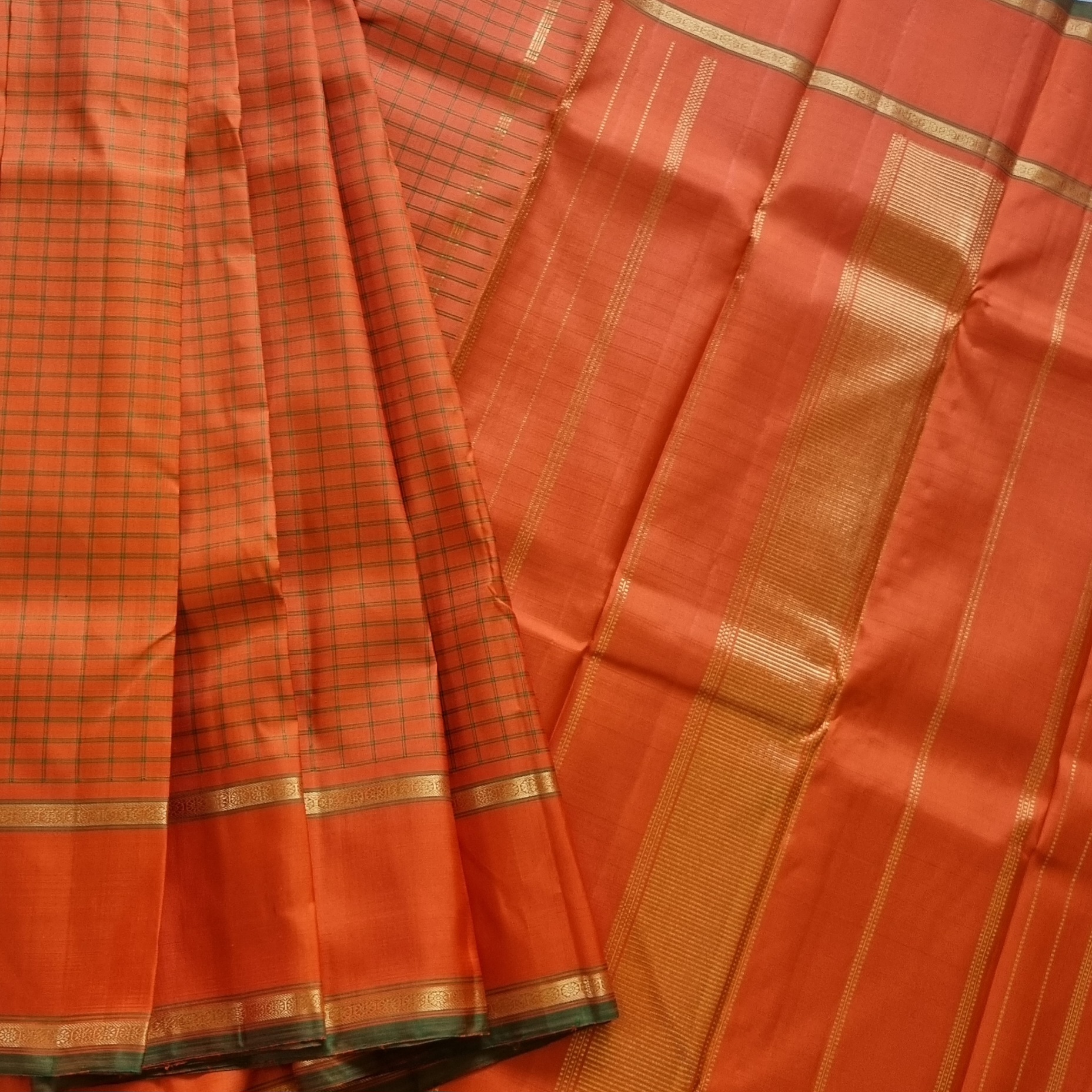 Kanjivaram Silk rust orange kattam