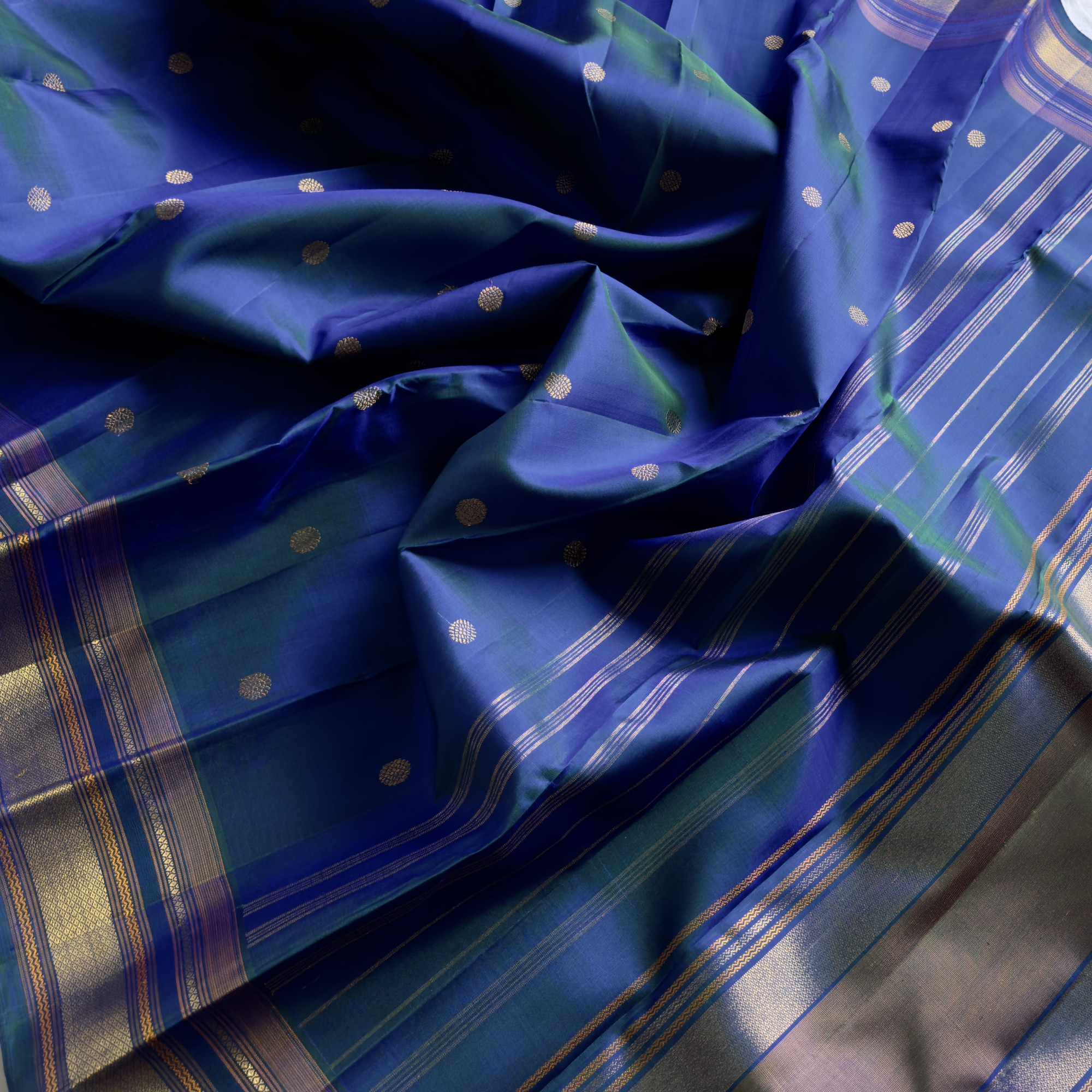 Kanjivaram Silk Mayil Kazhuththu