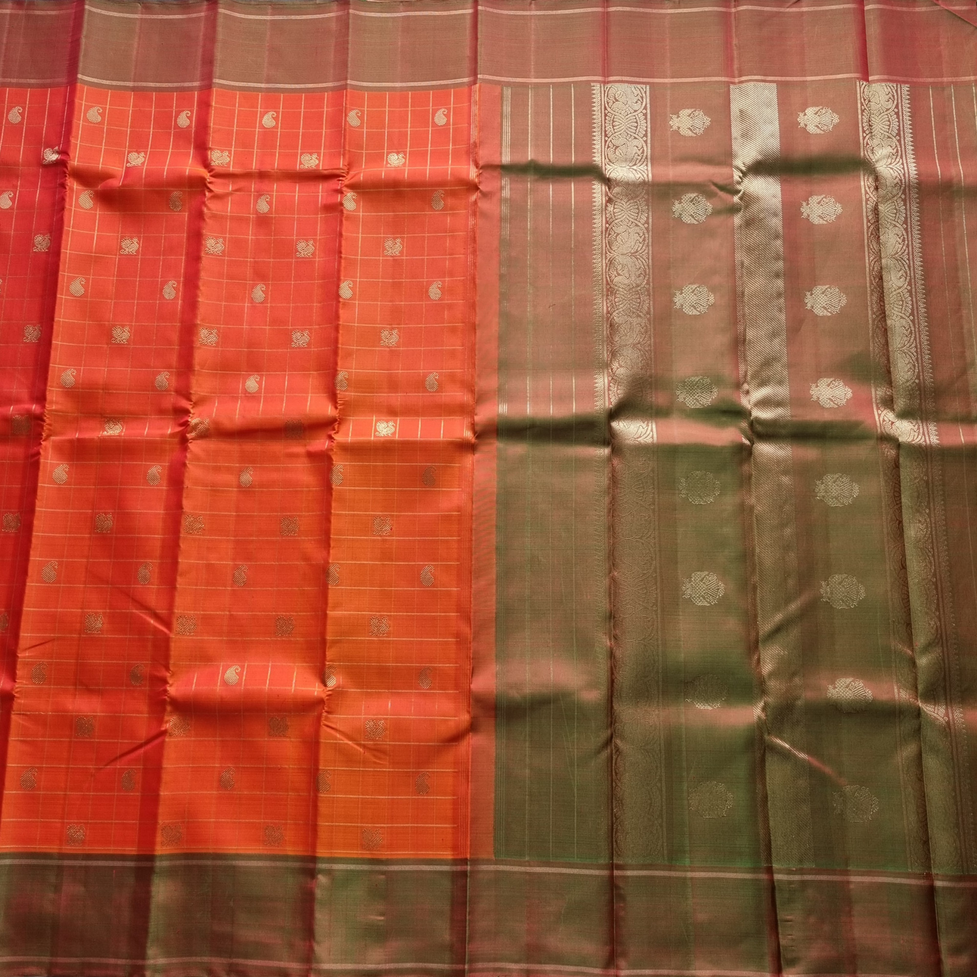 Kanjivaram Silk orange and manthulir