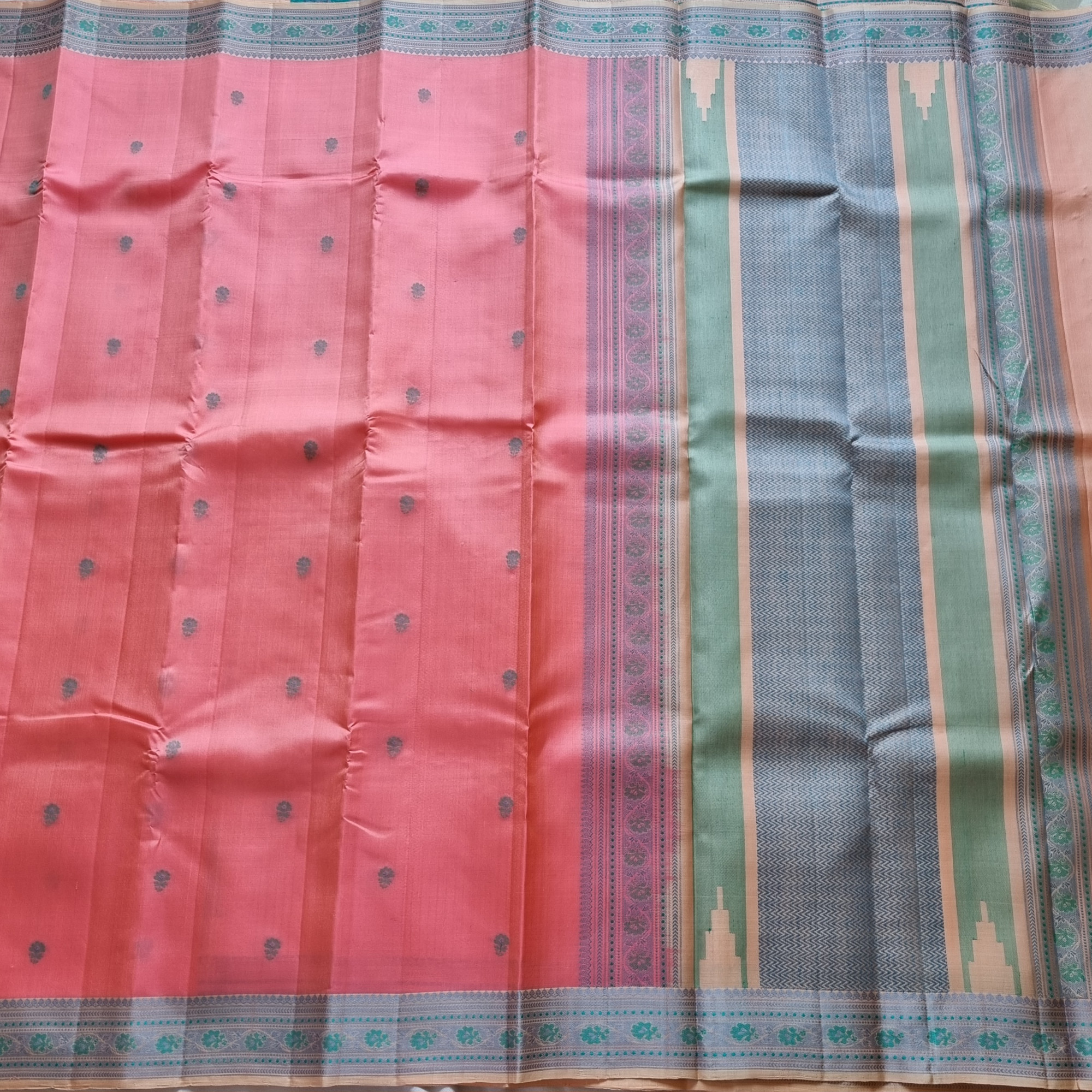 Kanjivaram Silk peachish pink threadwork Meenakari