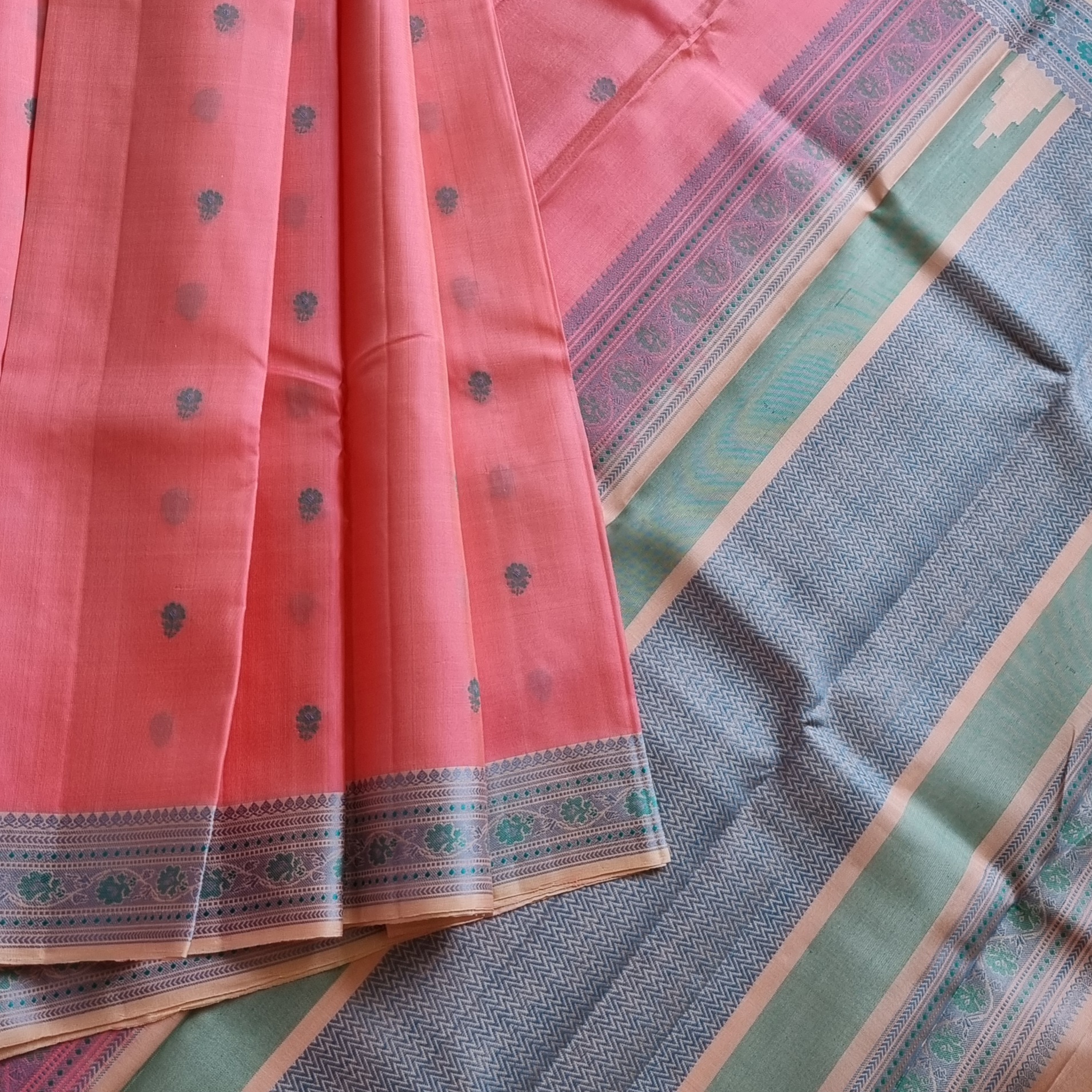 Kanjivaram Silk peachish pink threadwork Meenakari