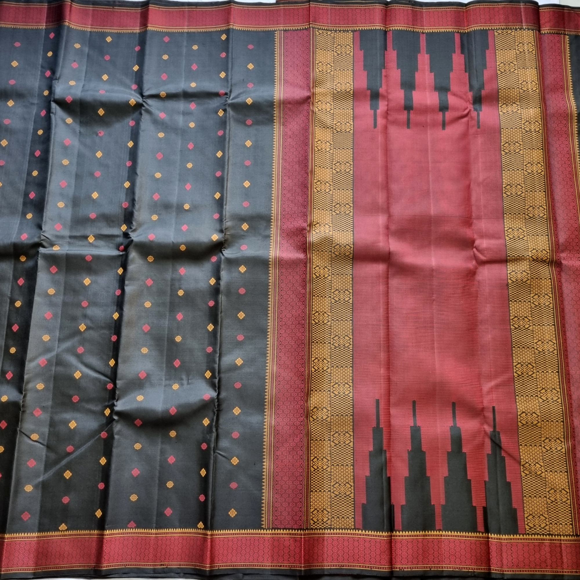 Kanjivaram Silk black threadwork