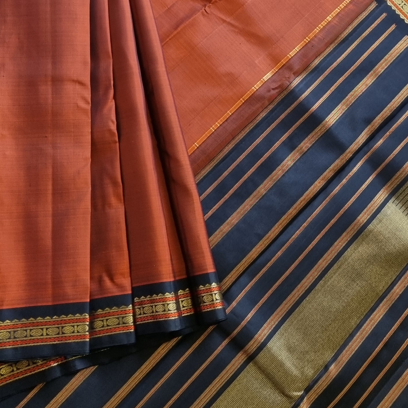Kanjivaram Silk rust brown
