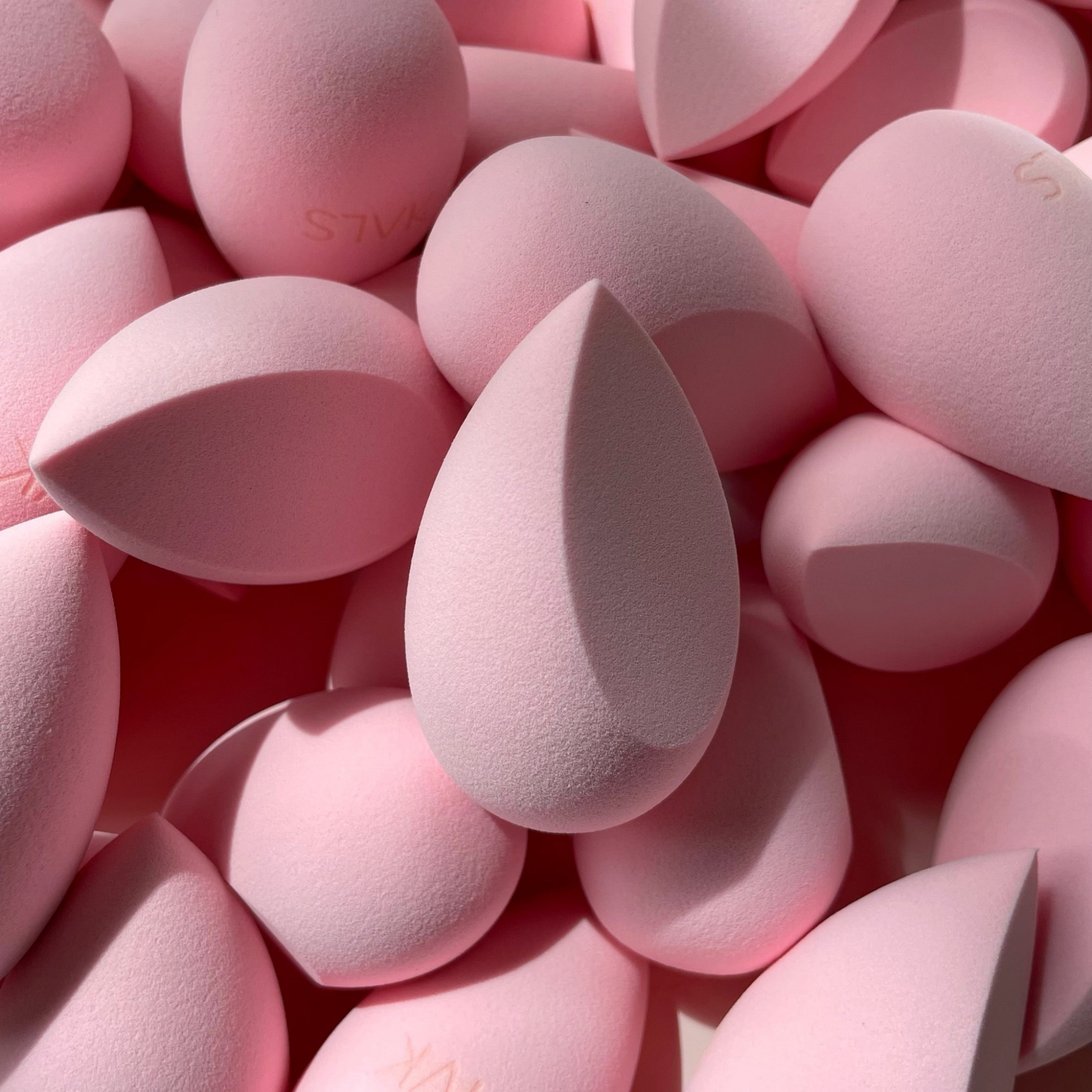 - makeup sponge