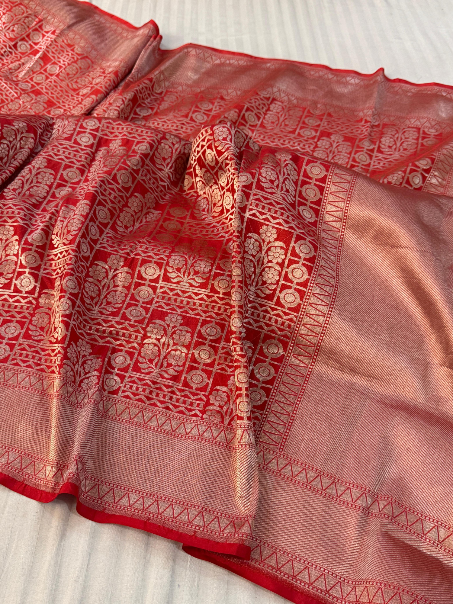 Handloom Banarasi Pure Katan Jangla Silk Saree