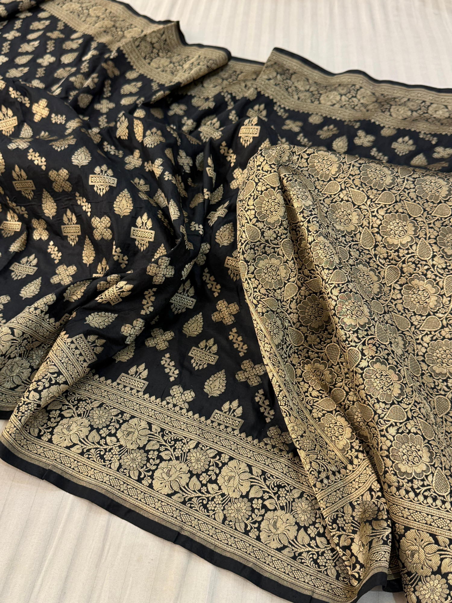 Handloom Banarasi Pure Katan Jangla Silk Saree