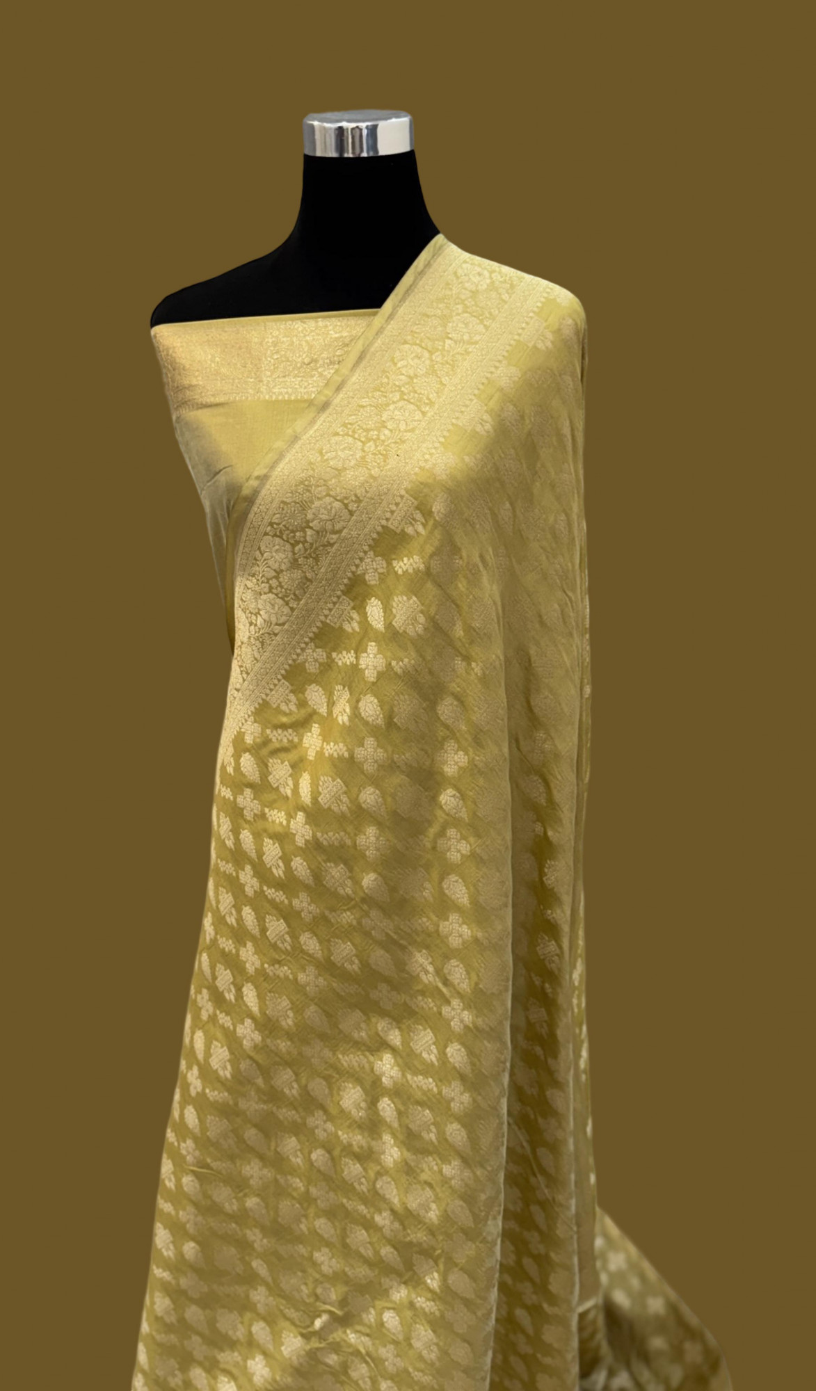 Handloom Banarasi Pure Katan Jangla Silk Saree