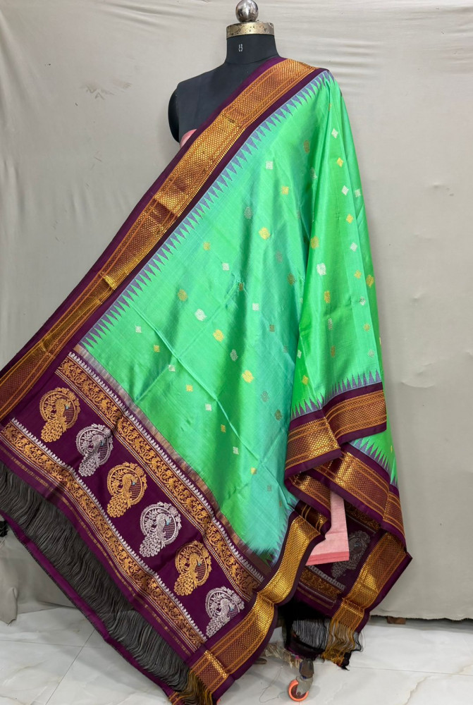 Image of Pure Handloom Gadwal Pattu Dupatta