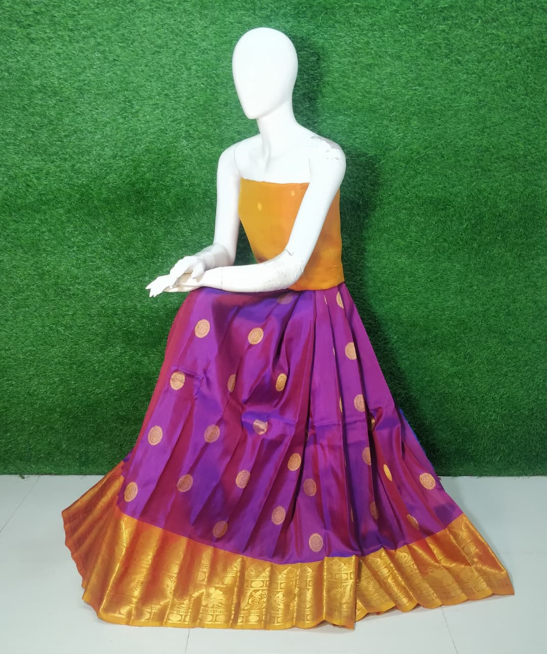 Pure Gadwal Handloom Pattu Lehenga