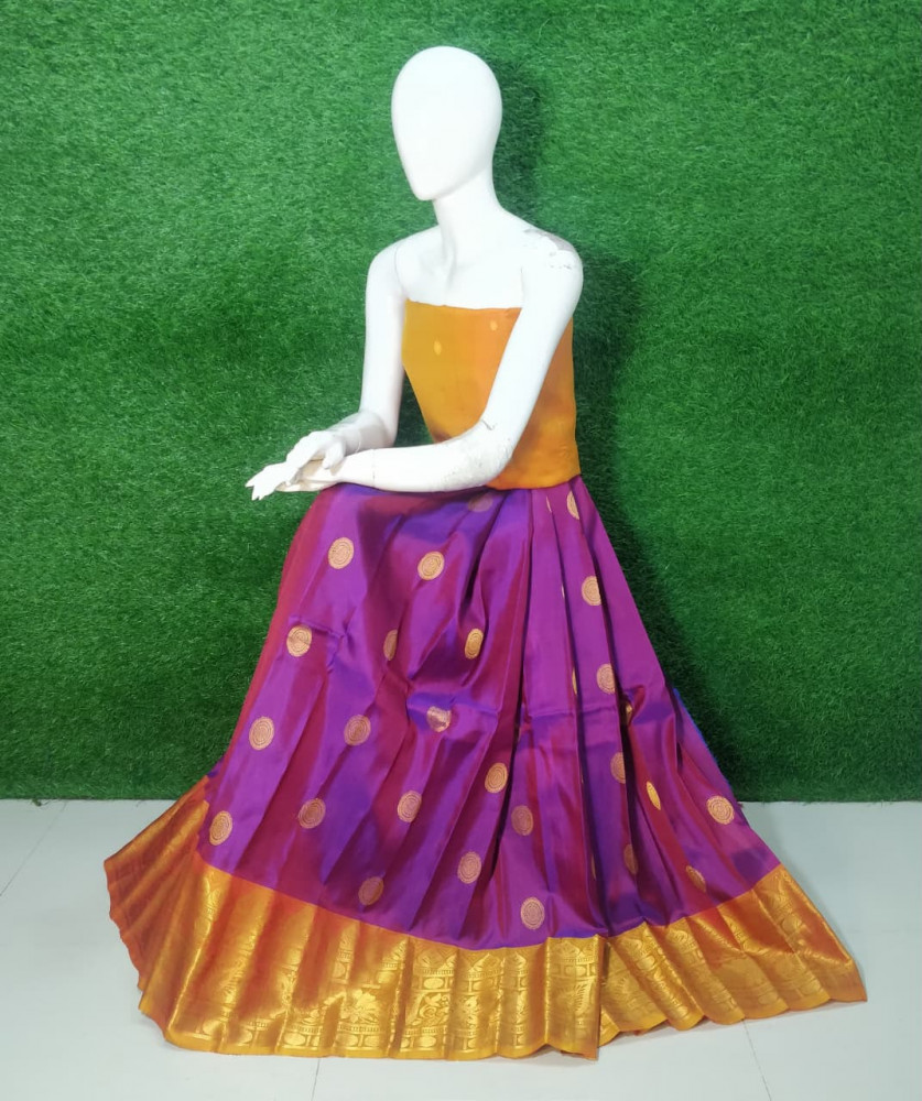 Image of Pure Gadwal Handloom Pattu Lehenga