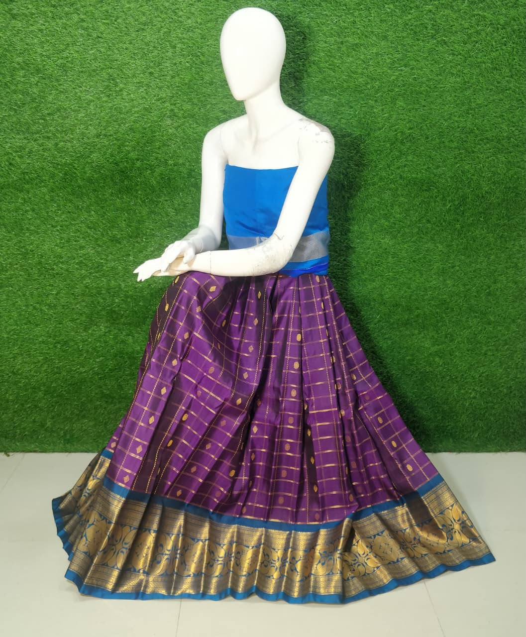 Pure Gadwal Handloom Pattu Lehenga