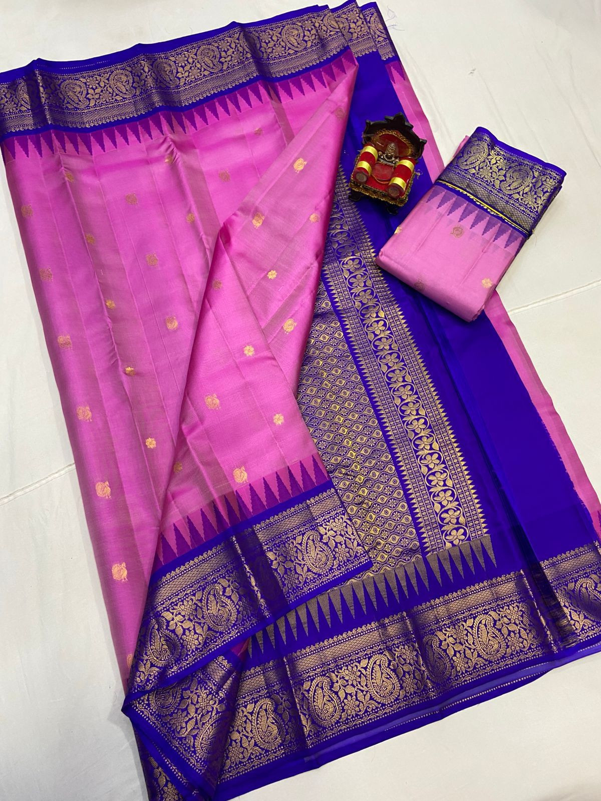 Gadwal Pattu Saree